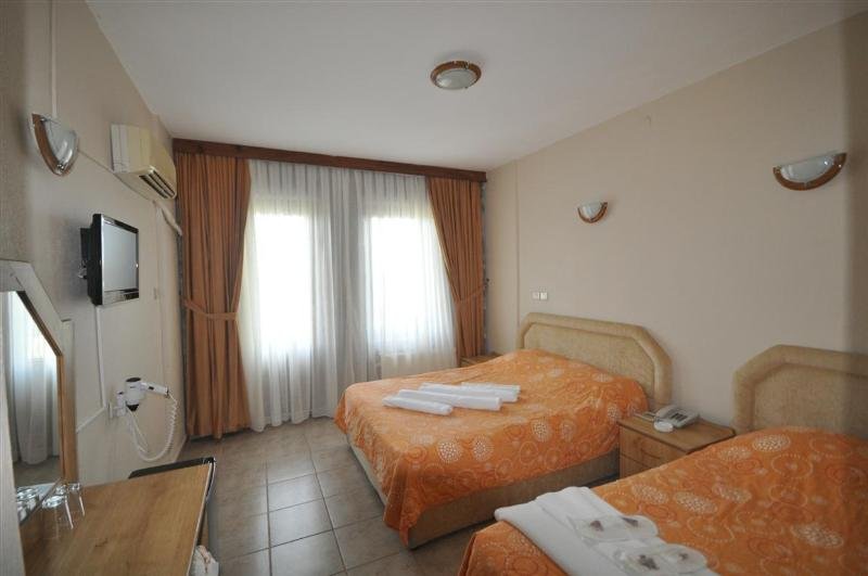 Assos Park Otel