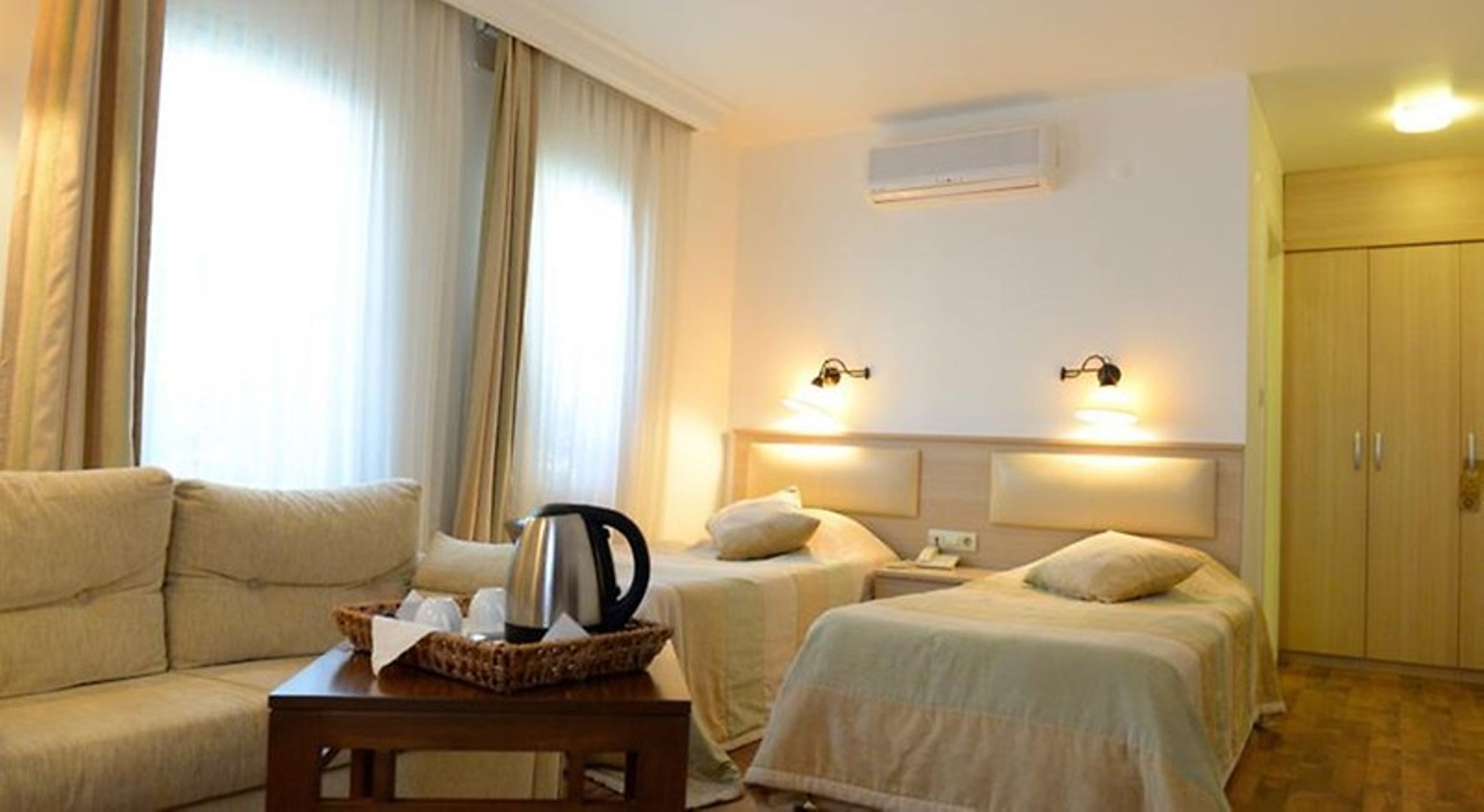 Bay Nihat Otel Lale