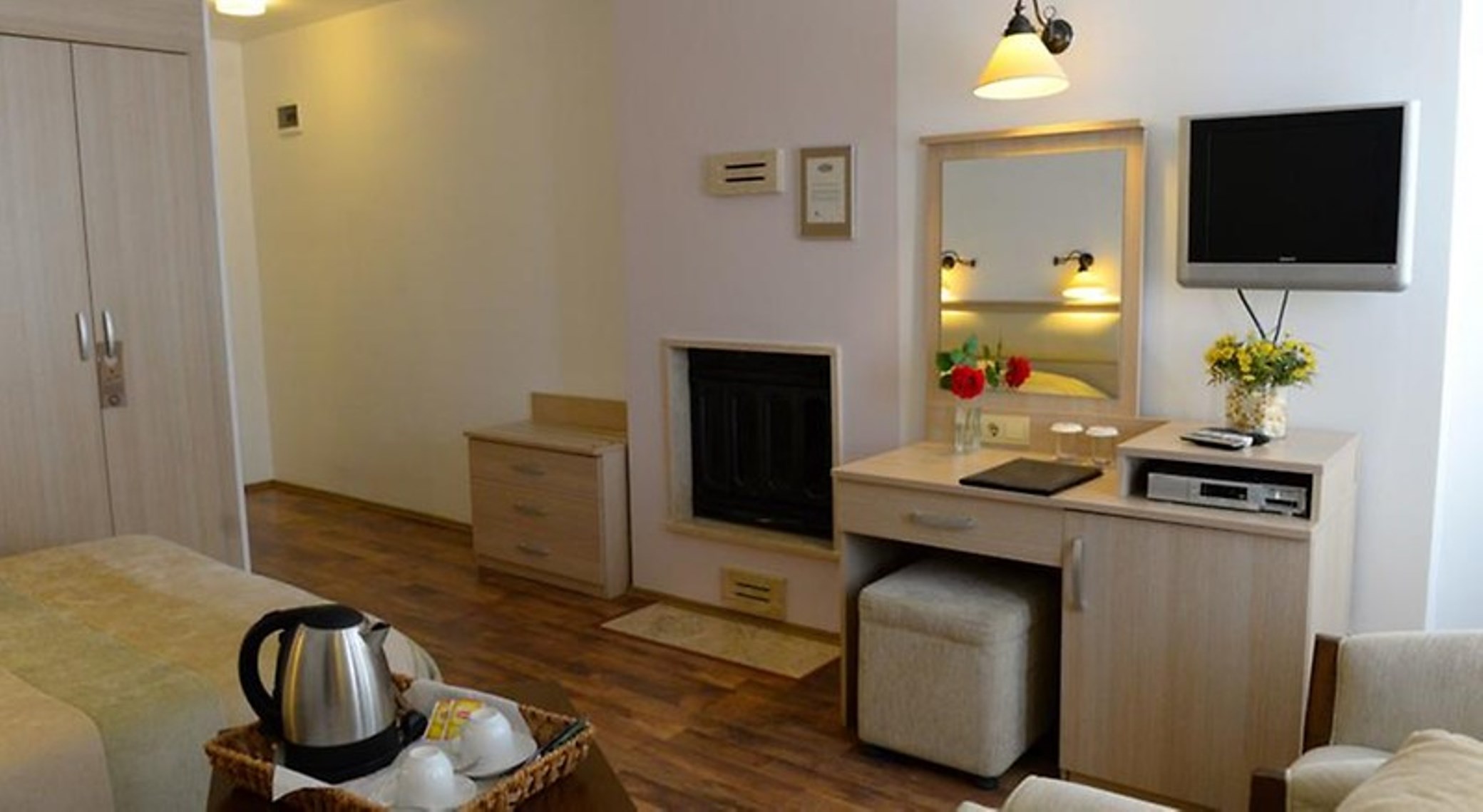 Bay Nihat Otel Lale