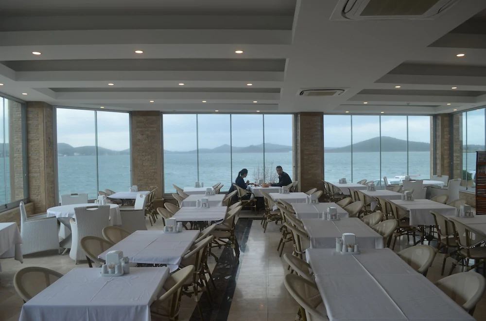 Cunda Kivrak Hotel