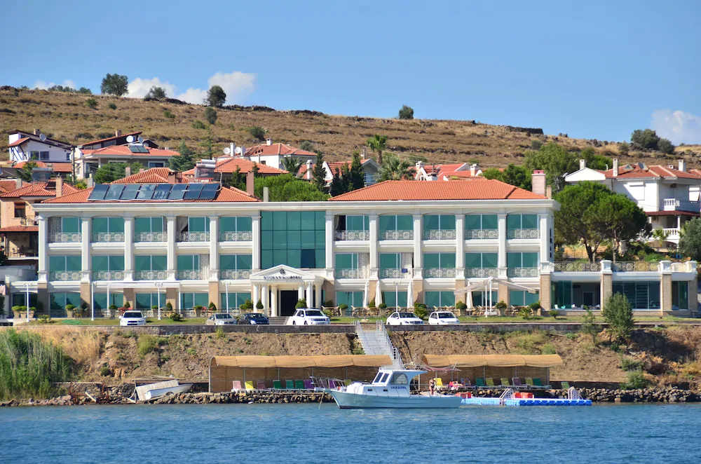 Cunda Kivrak Hotel