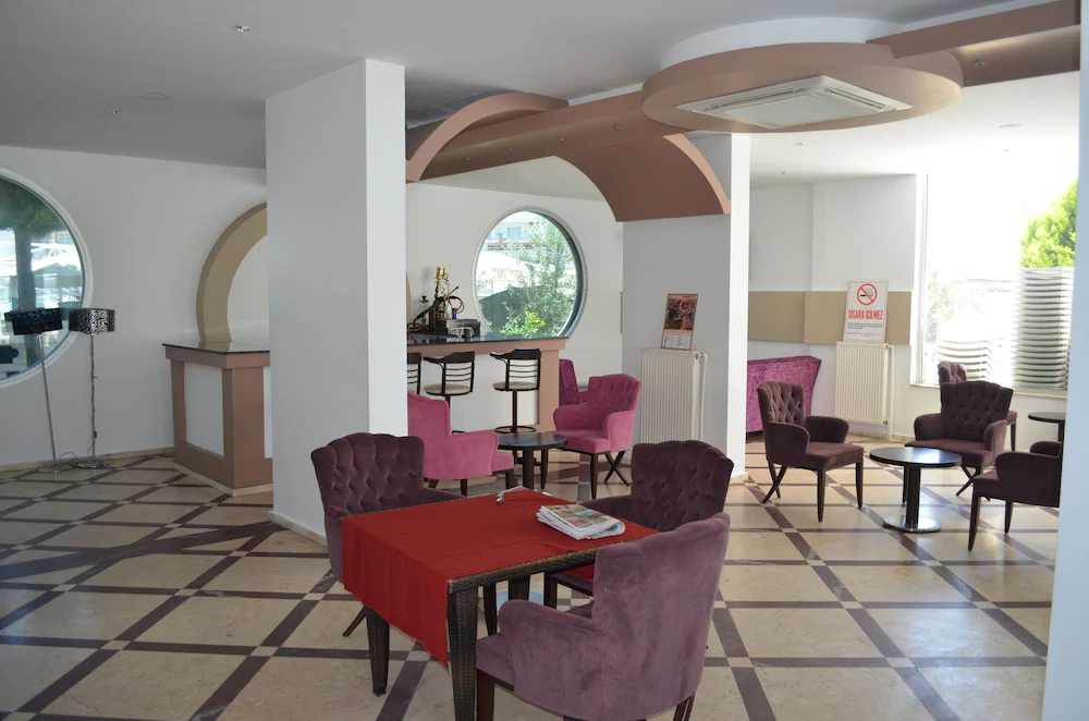 Grand Milano Hotel
