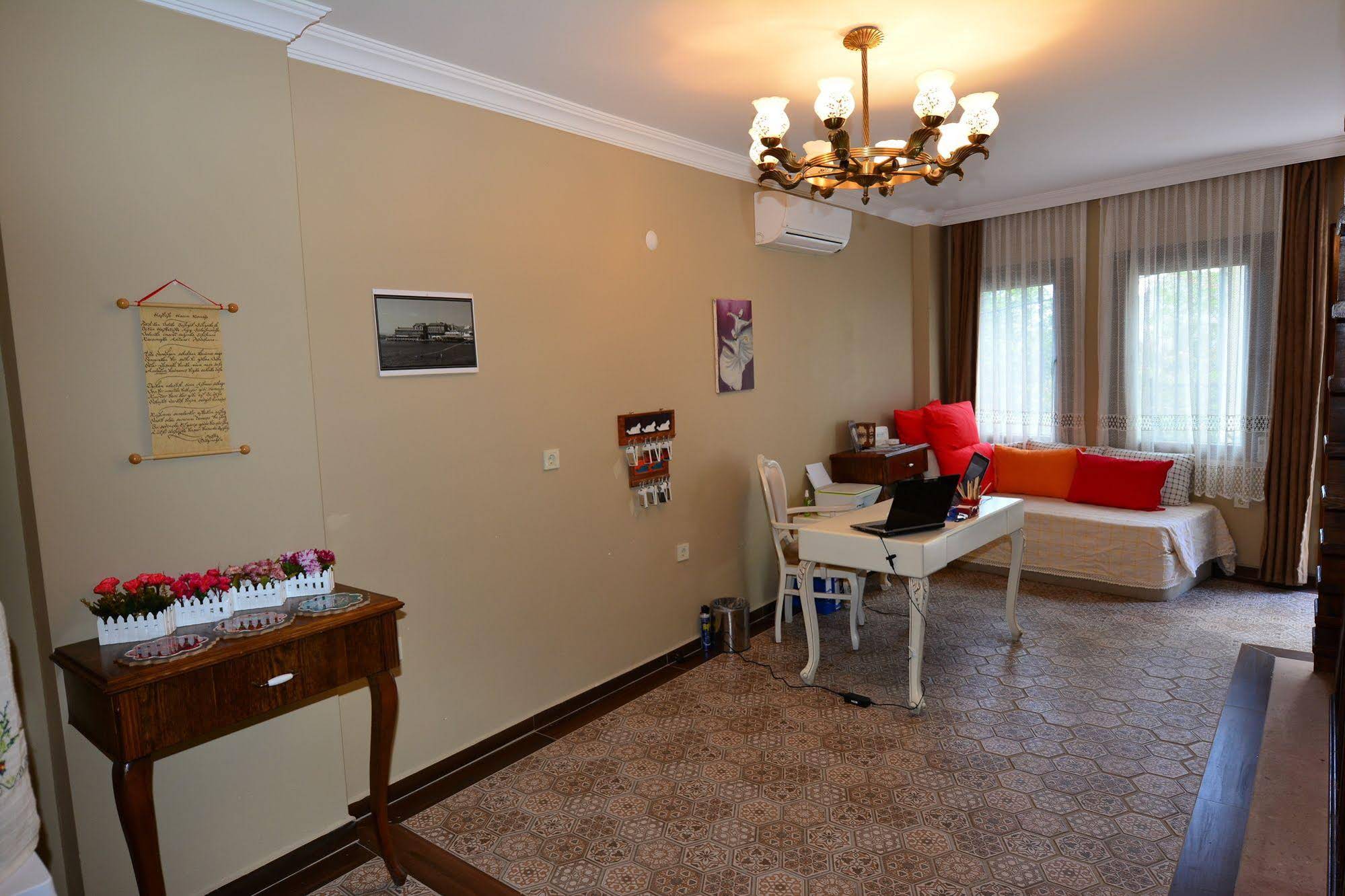 Hayriye Hanim Ege Otel