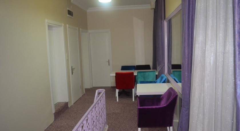 Kiyi Motel