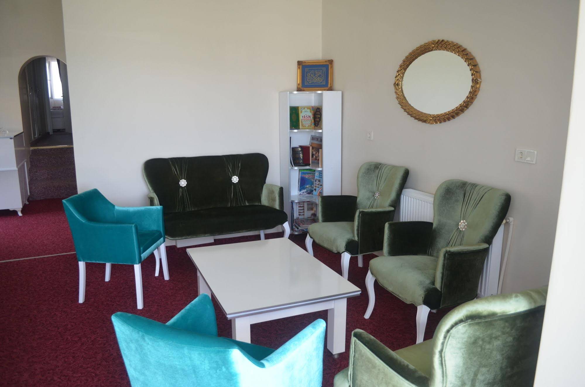 Kiyi Motel