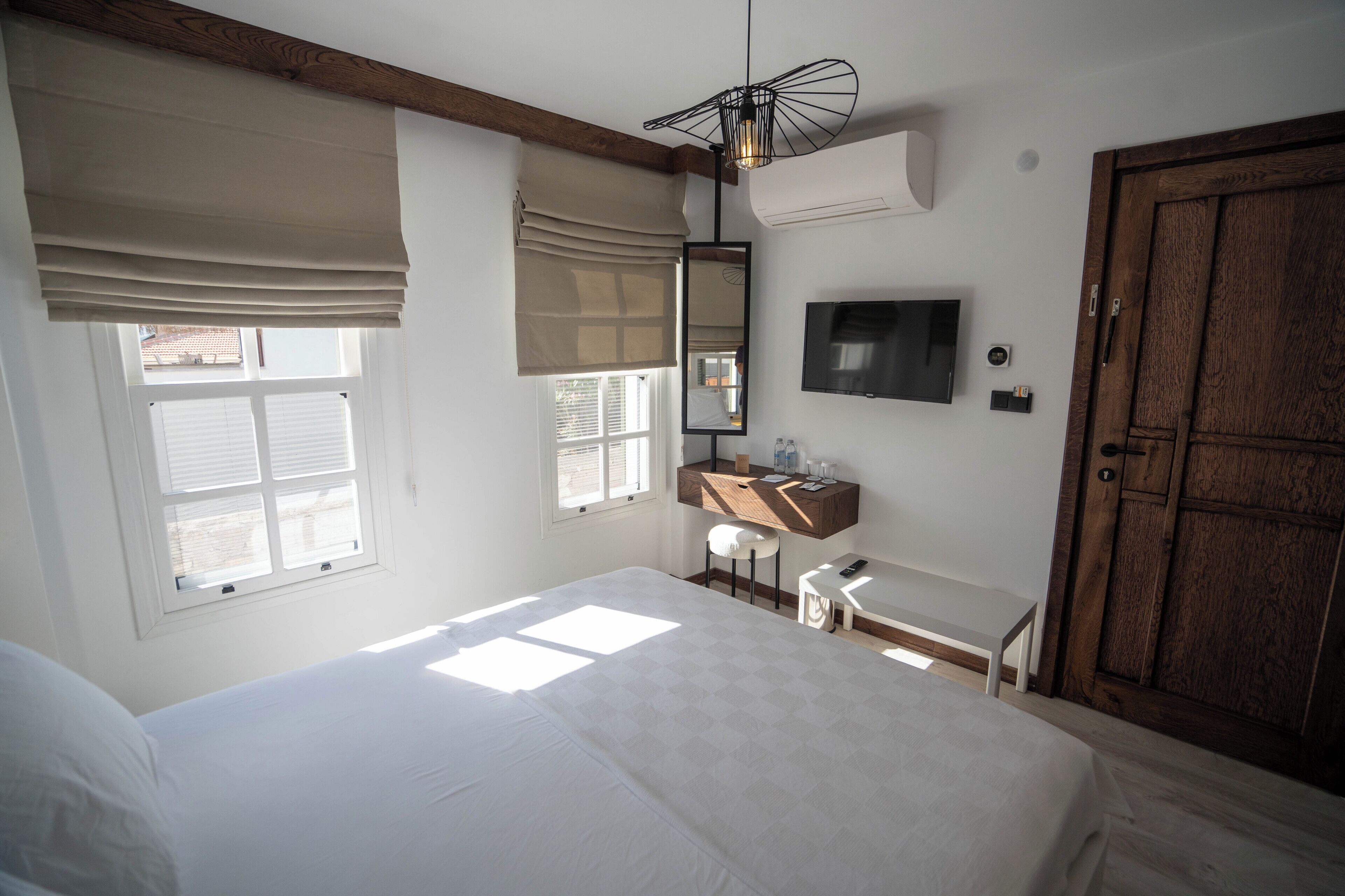 Lina Guest House
