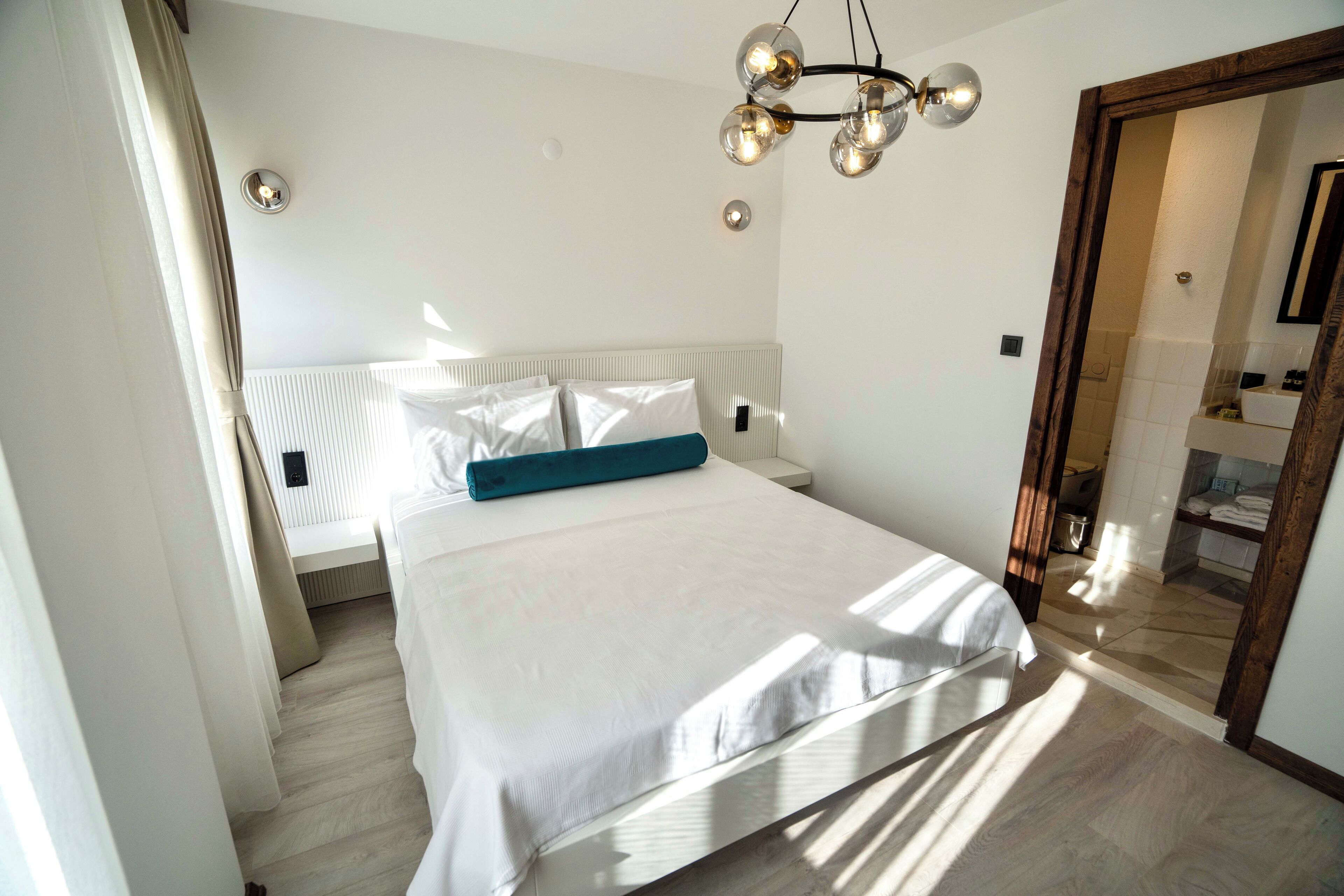 Lina Guest House