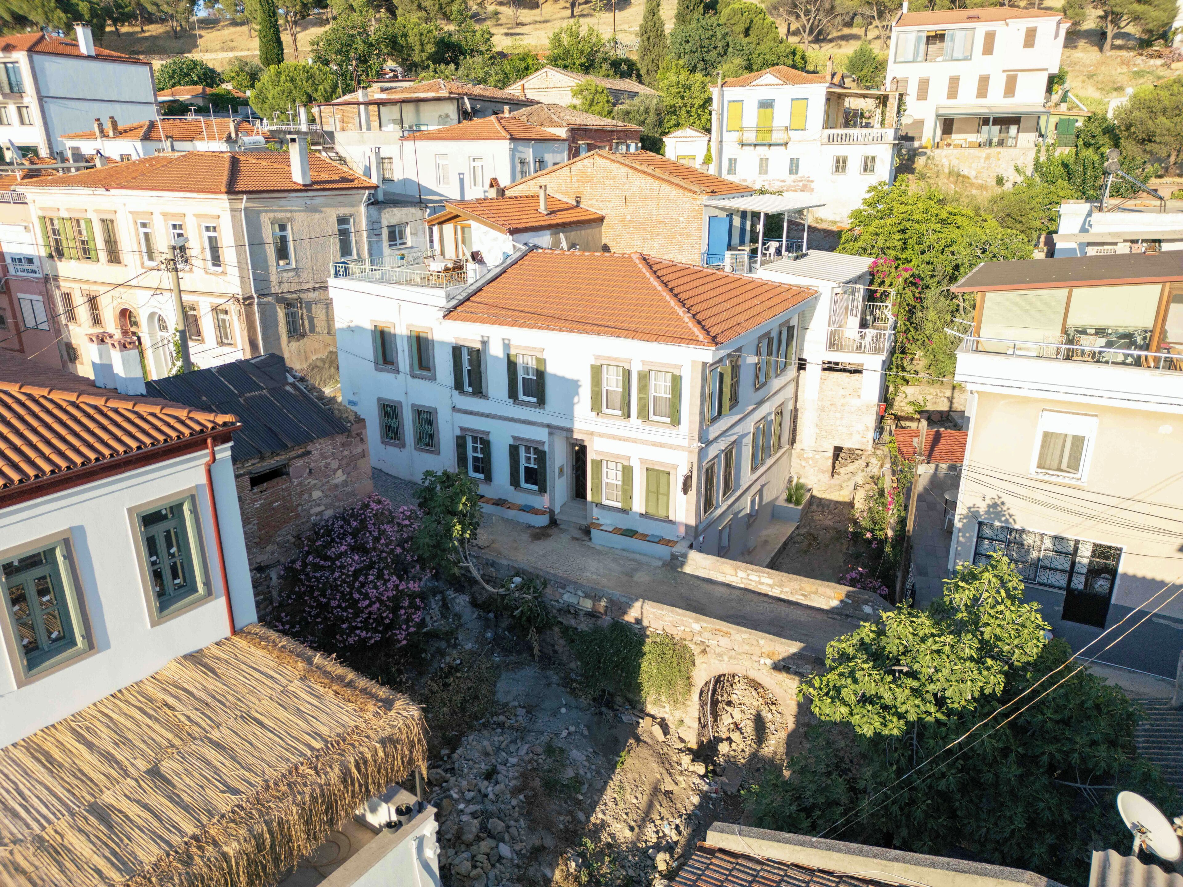 Lina Guest House