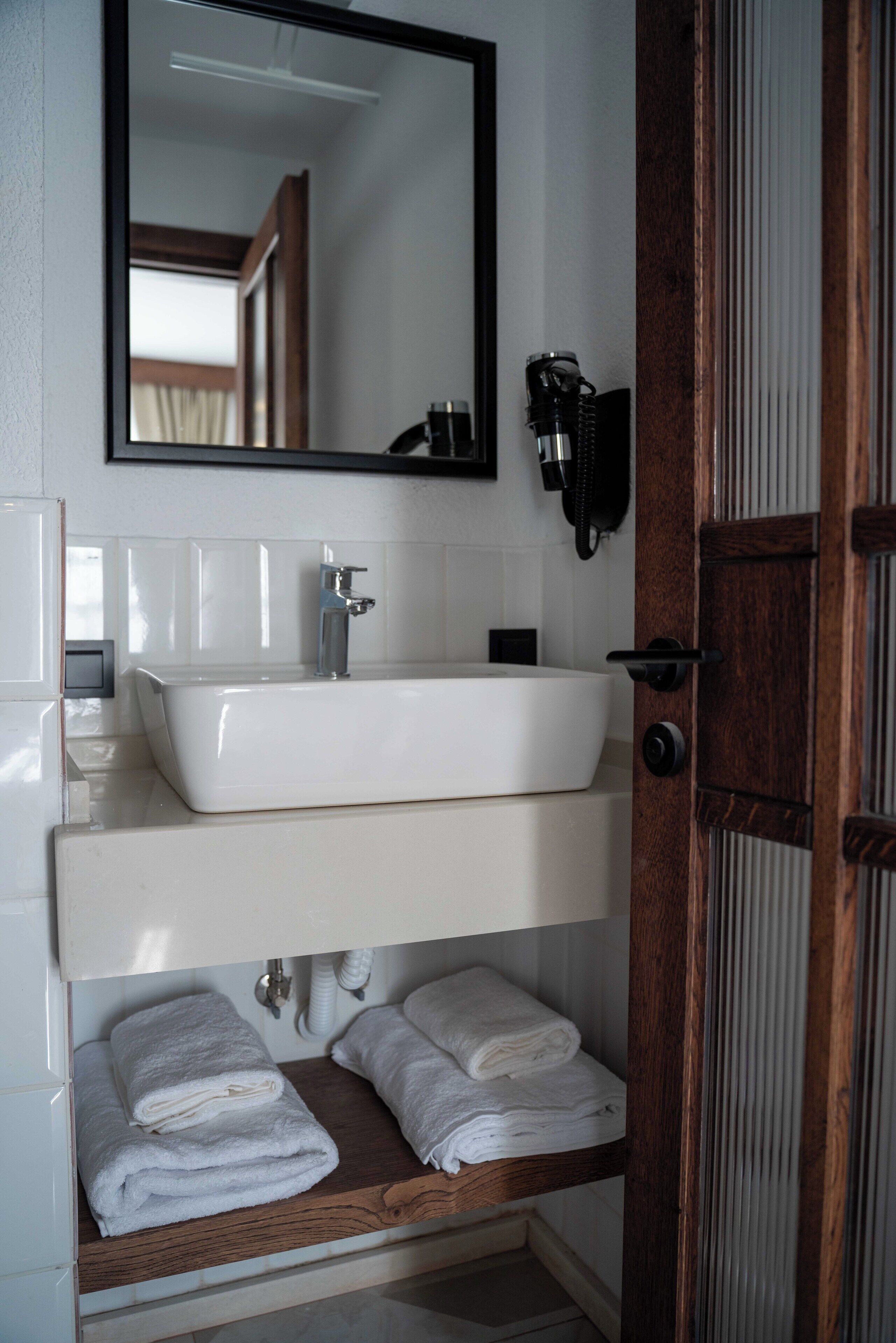 Lina Guest House