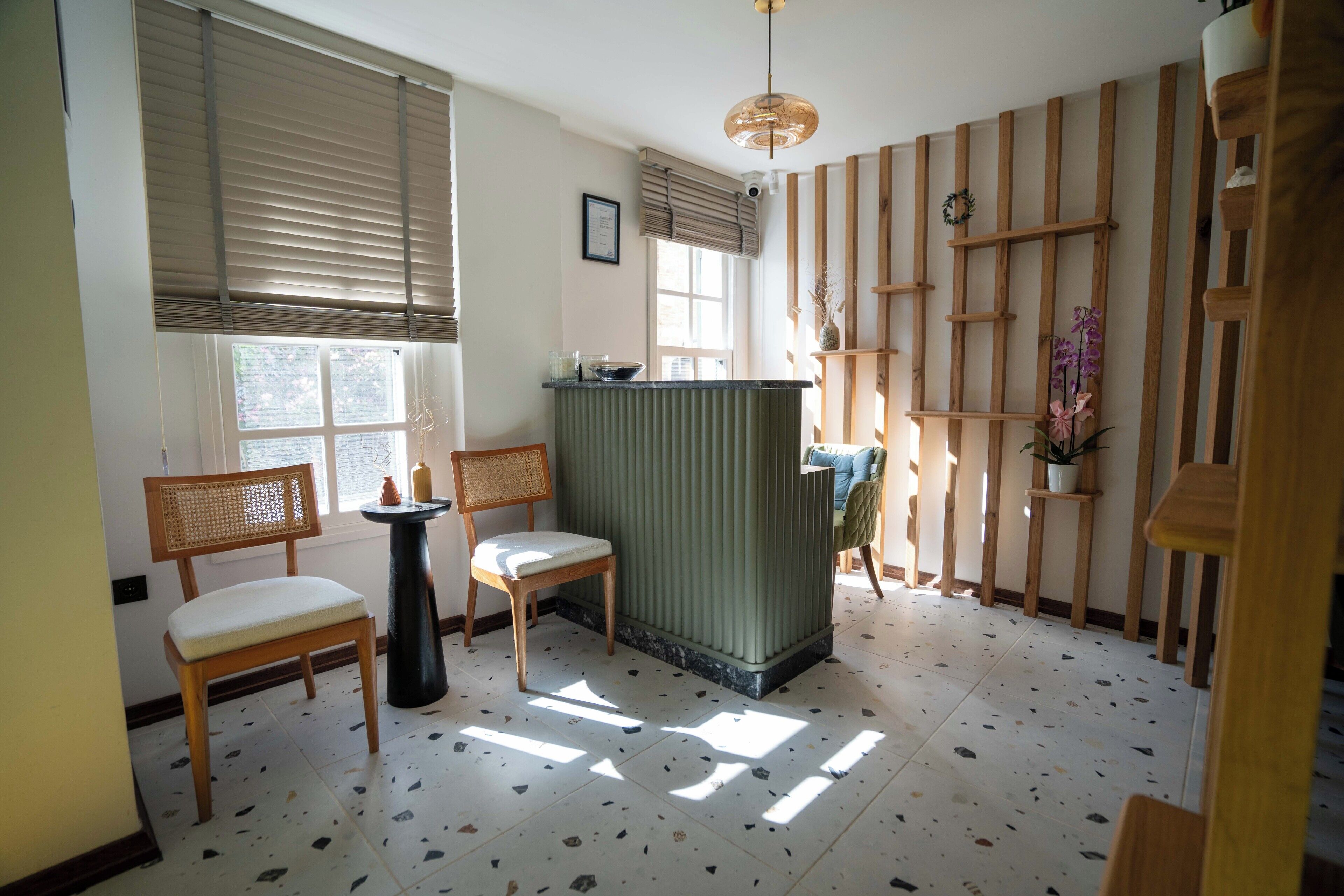 Lina Guest House