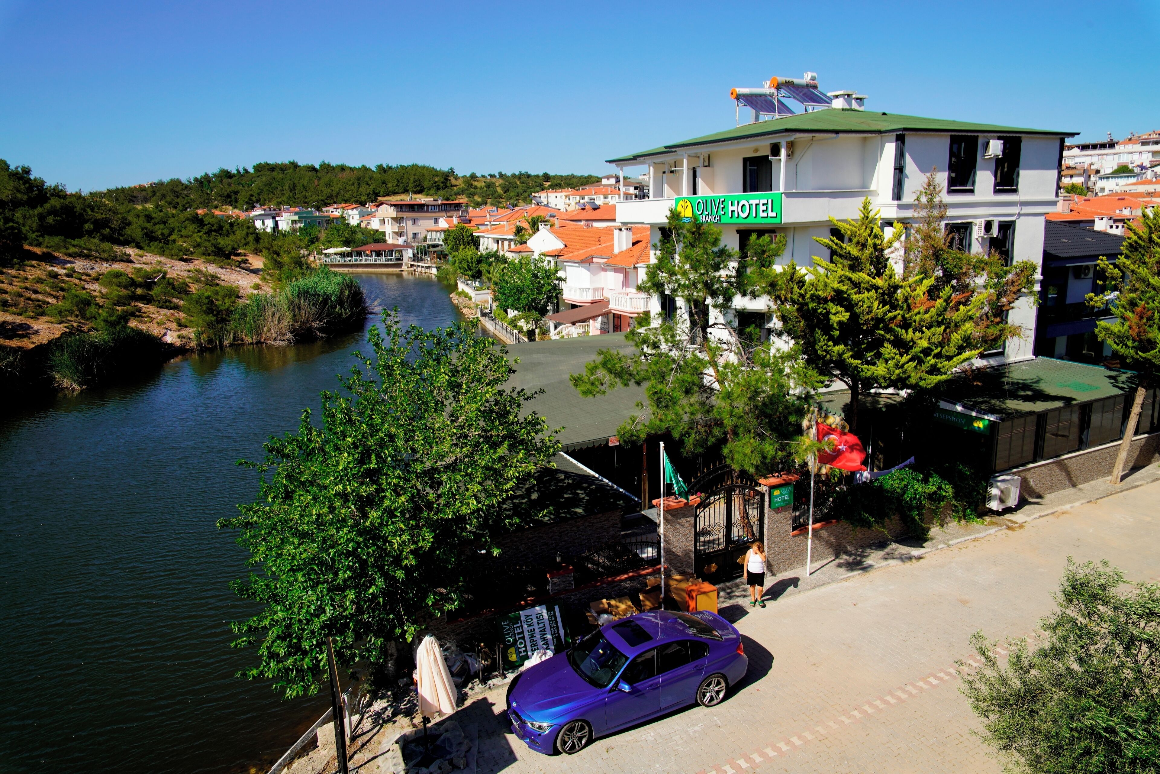 Olive Branch Hotel