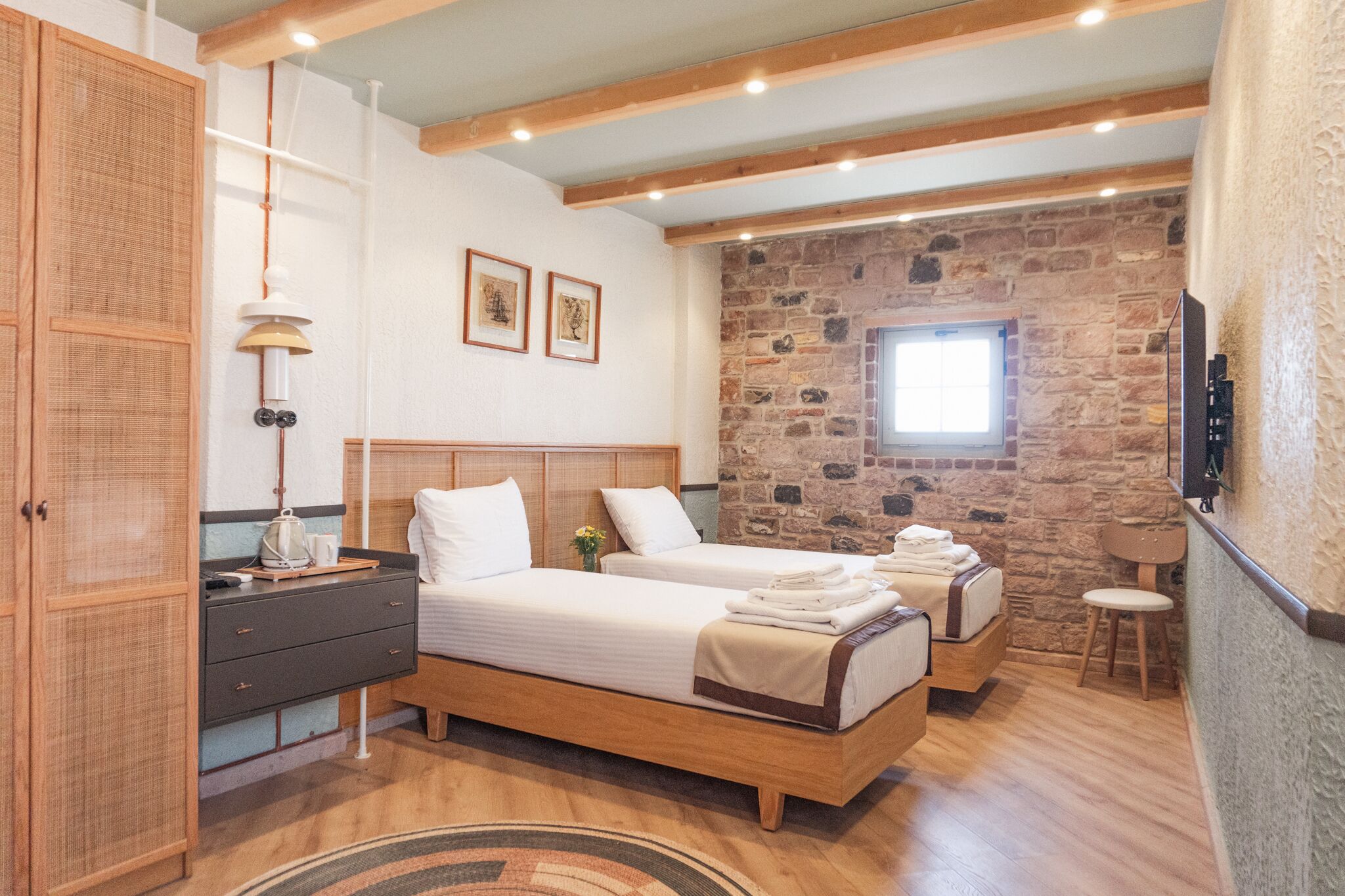 Qara Otel