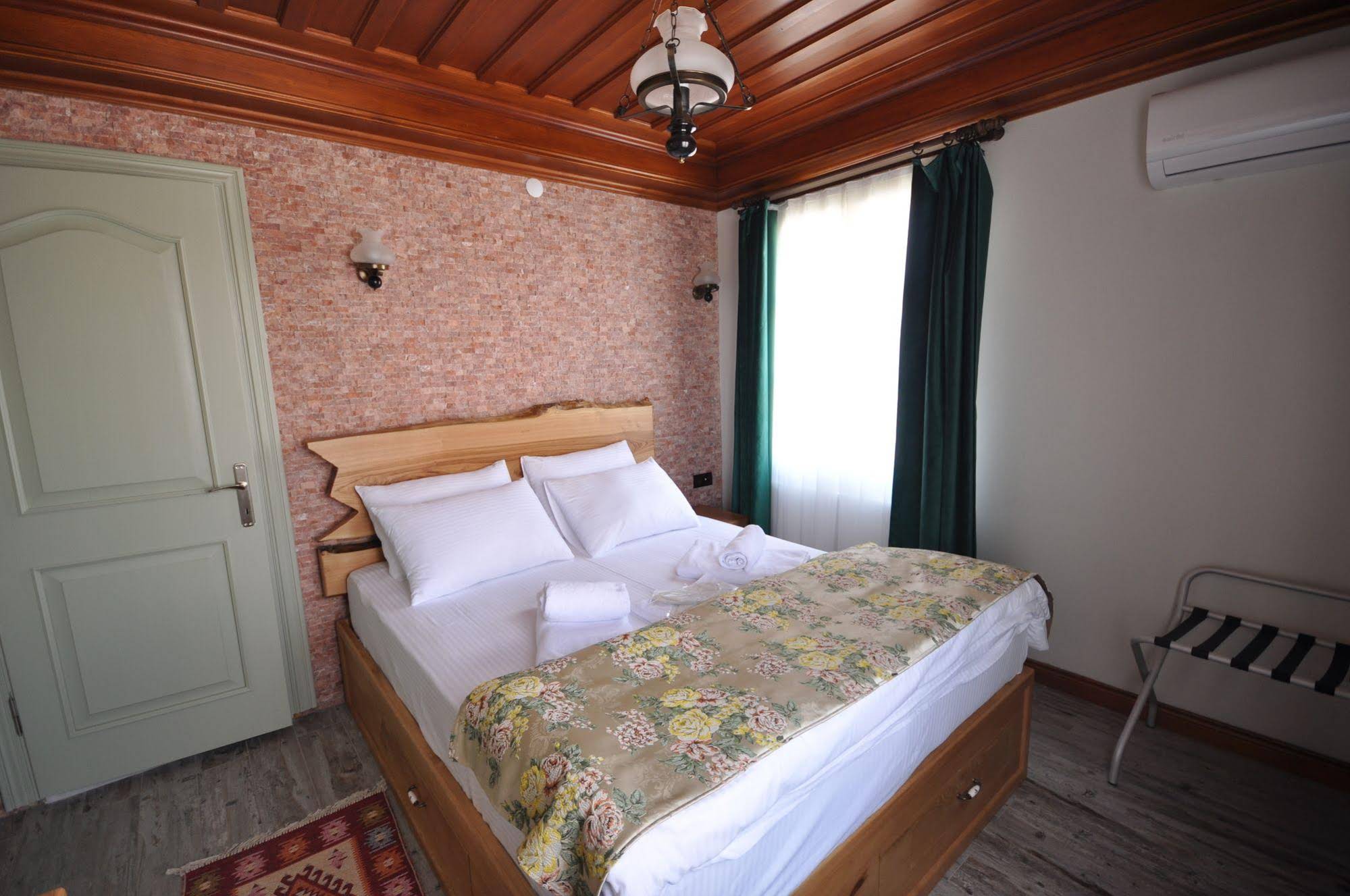 Svila Otel