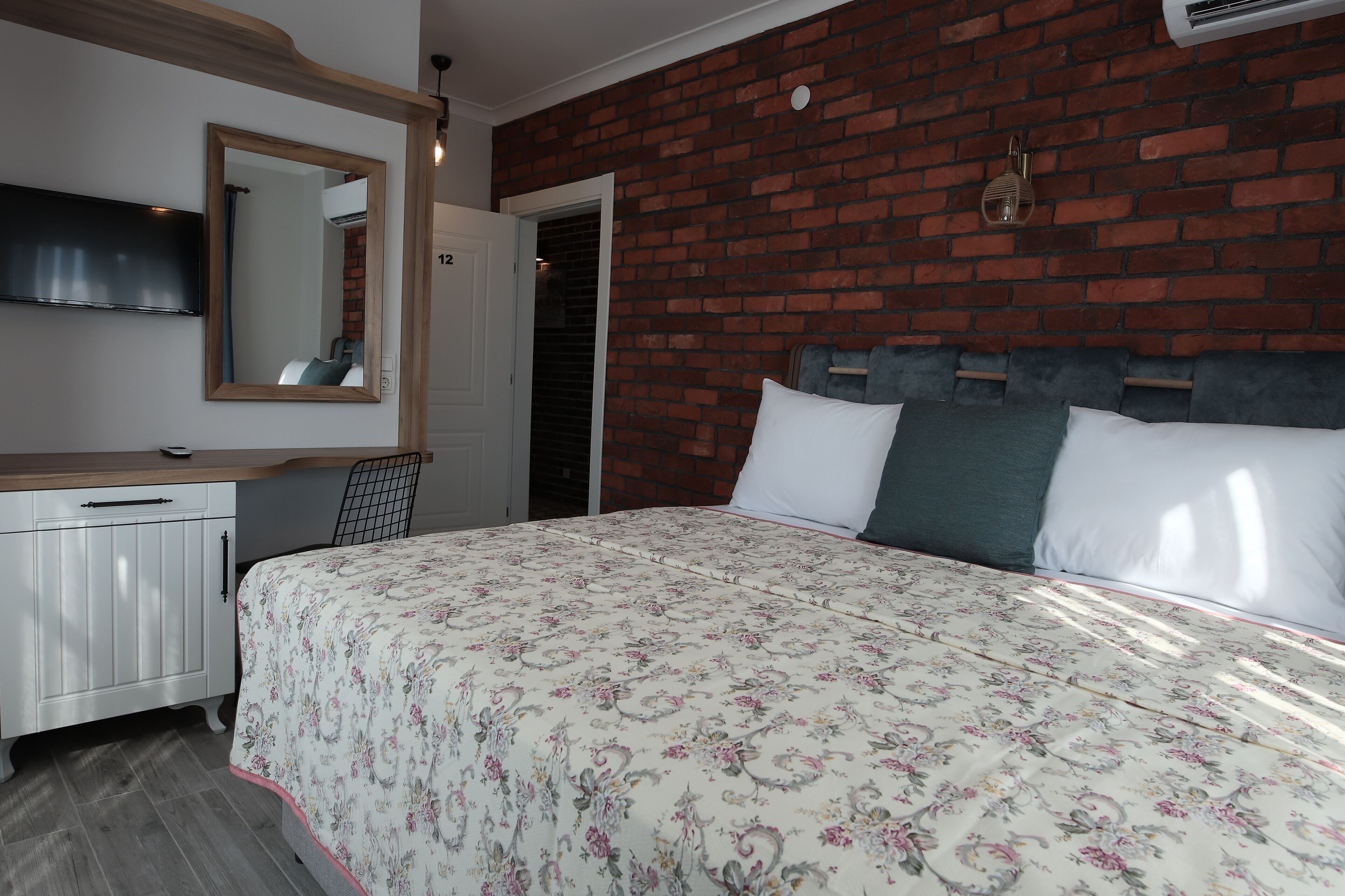 Trend Cunda Otel
