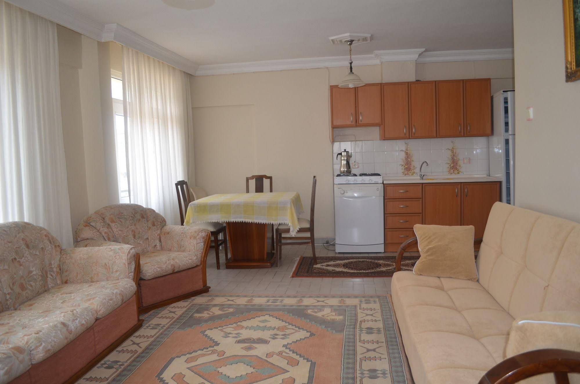 Yade Apart Pension