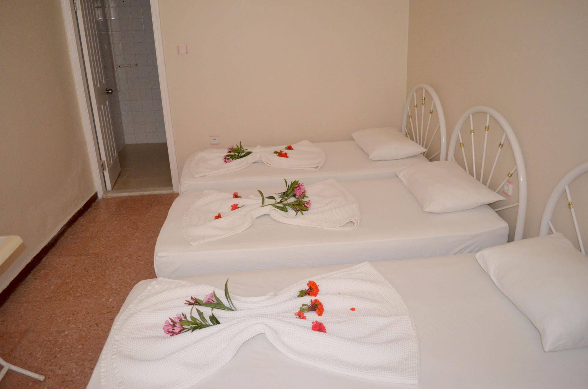 Yade Apart Pension