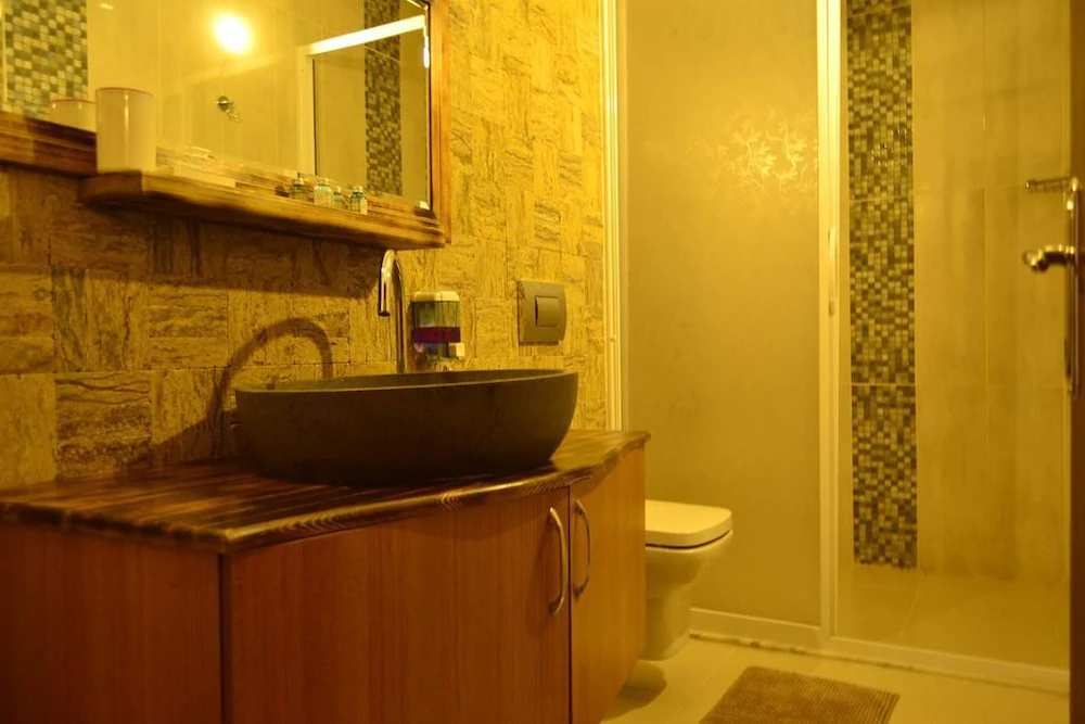Attalos Suites Hotel
