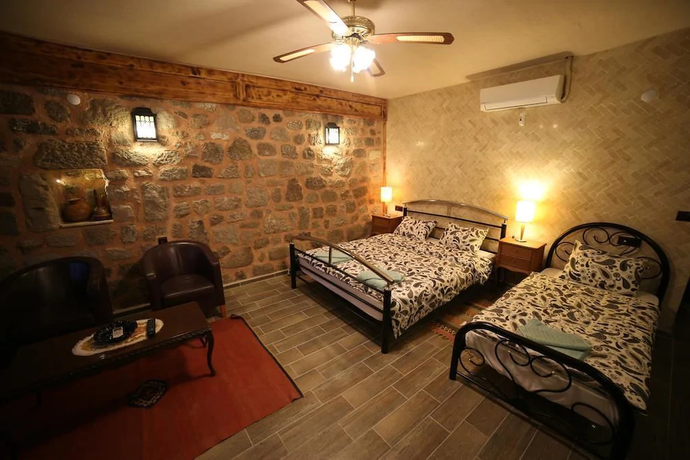 Attalos Suites Hotel