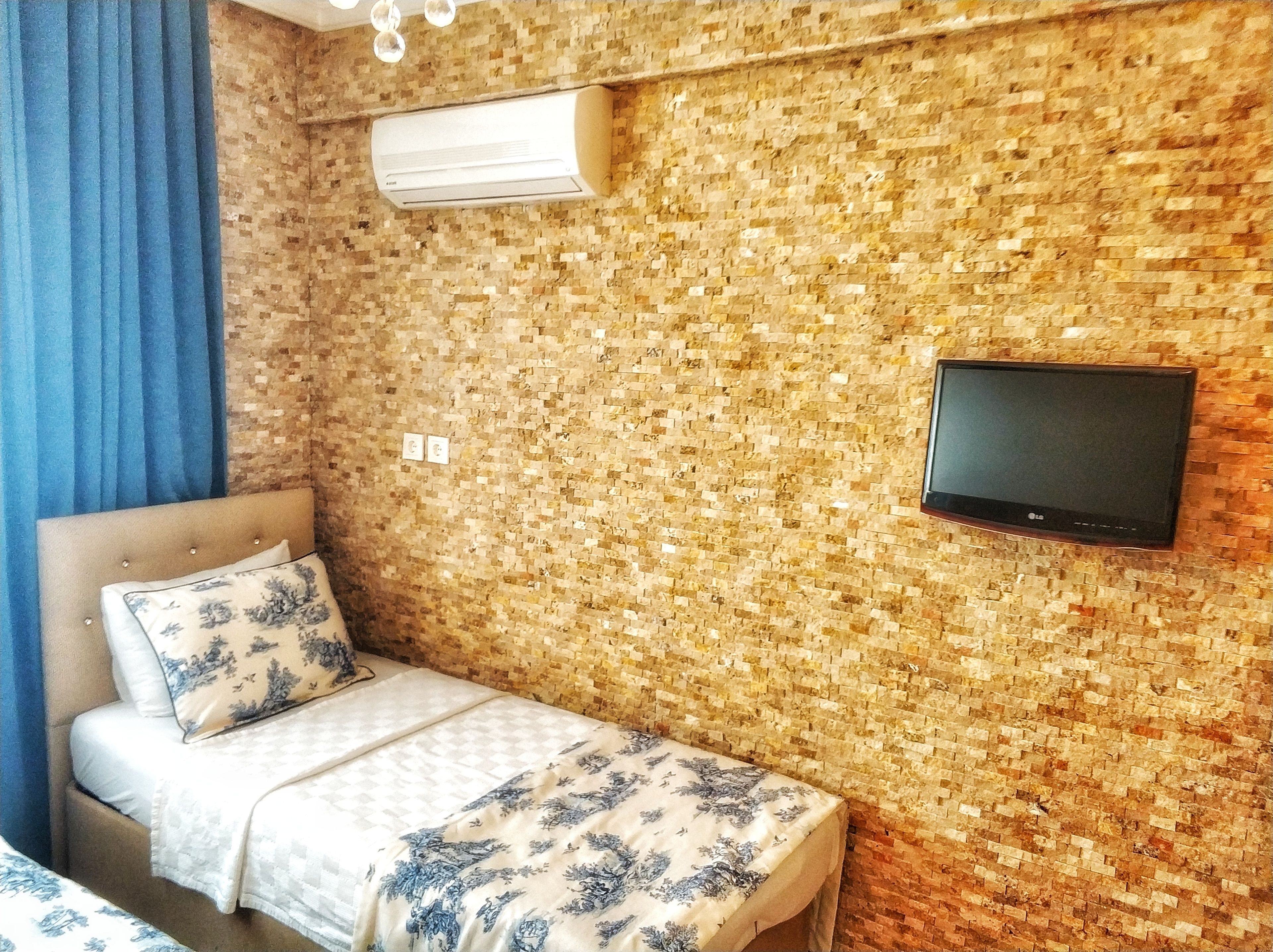 Adamarin Terrace Hotel