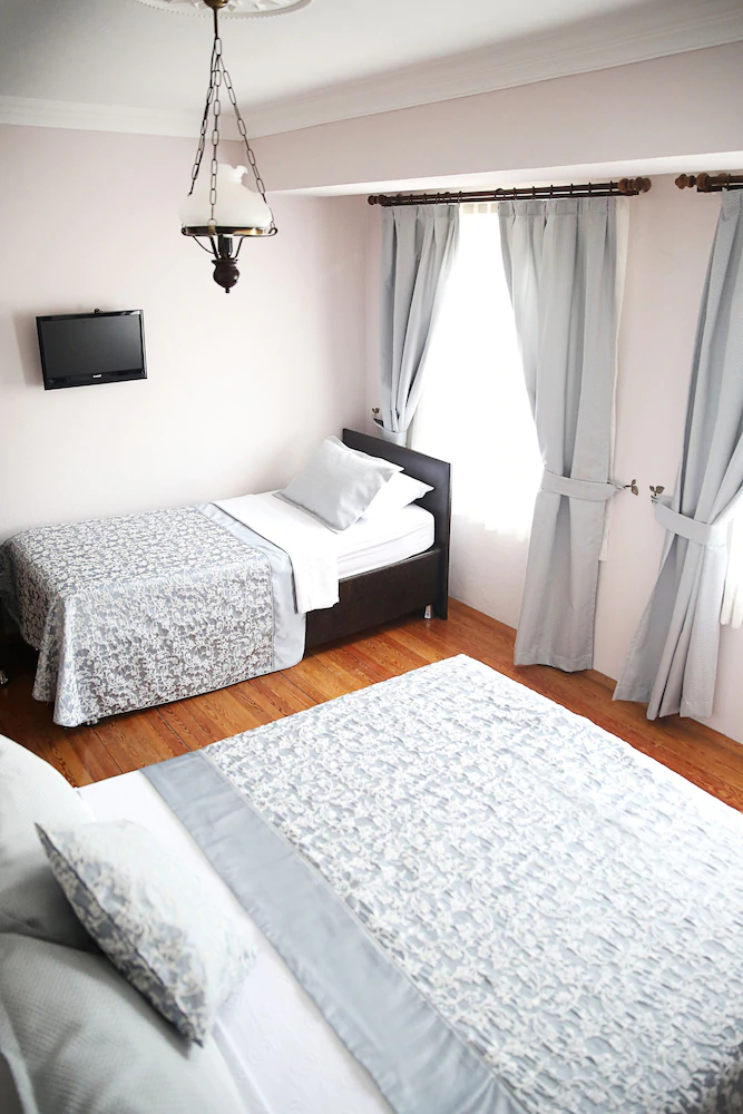 Ebruli Hotel