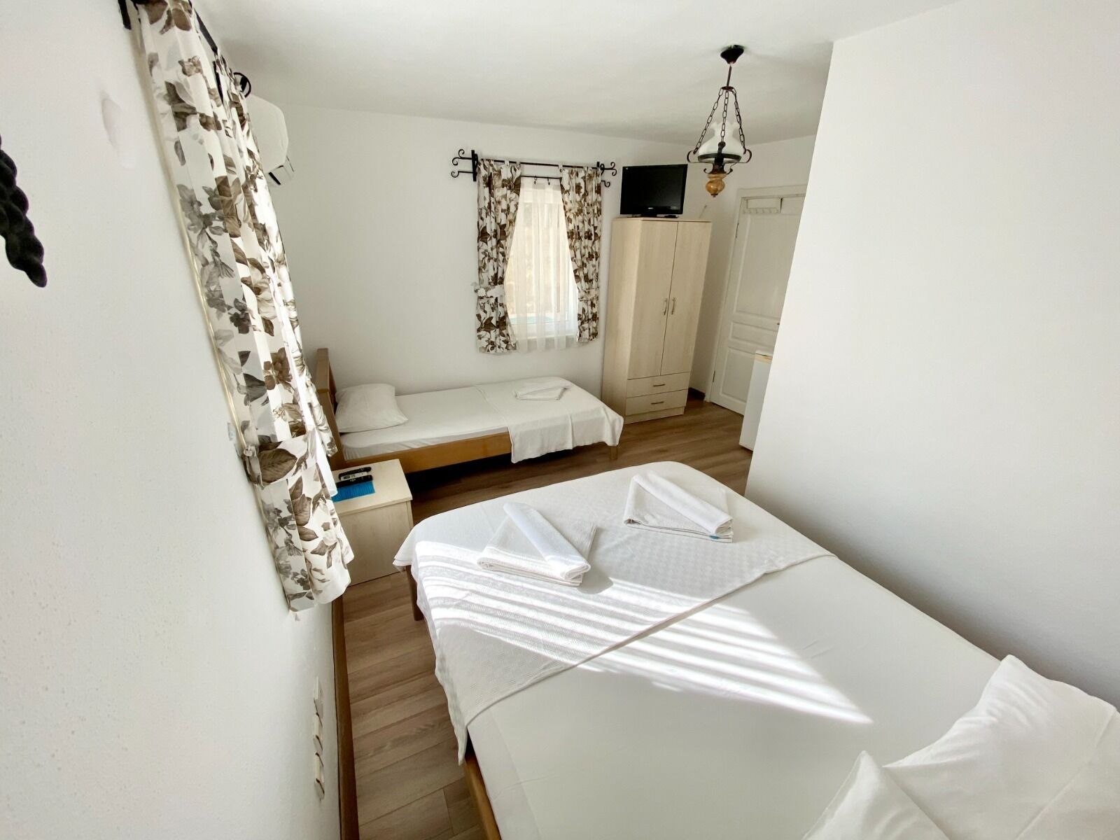 Heros Hotels Bozcaada