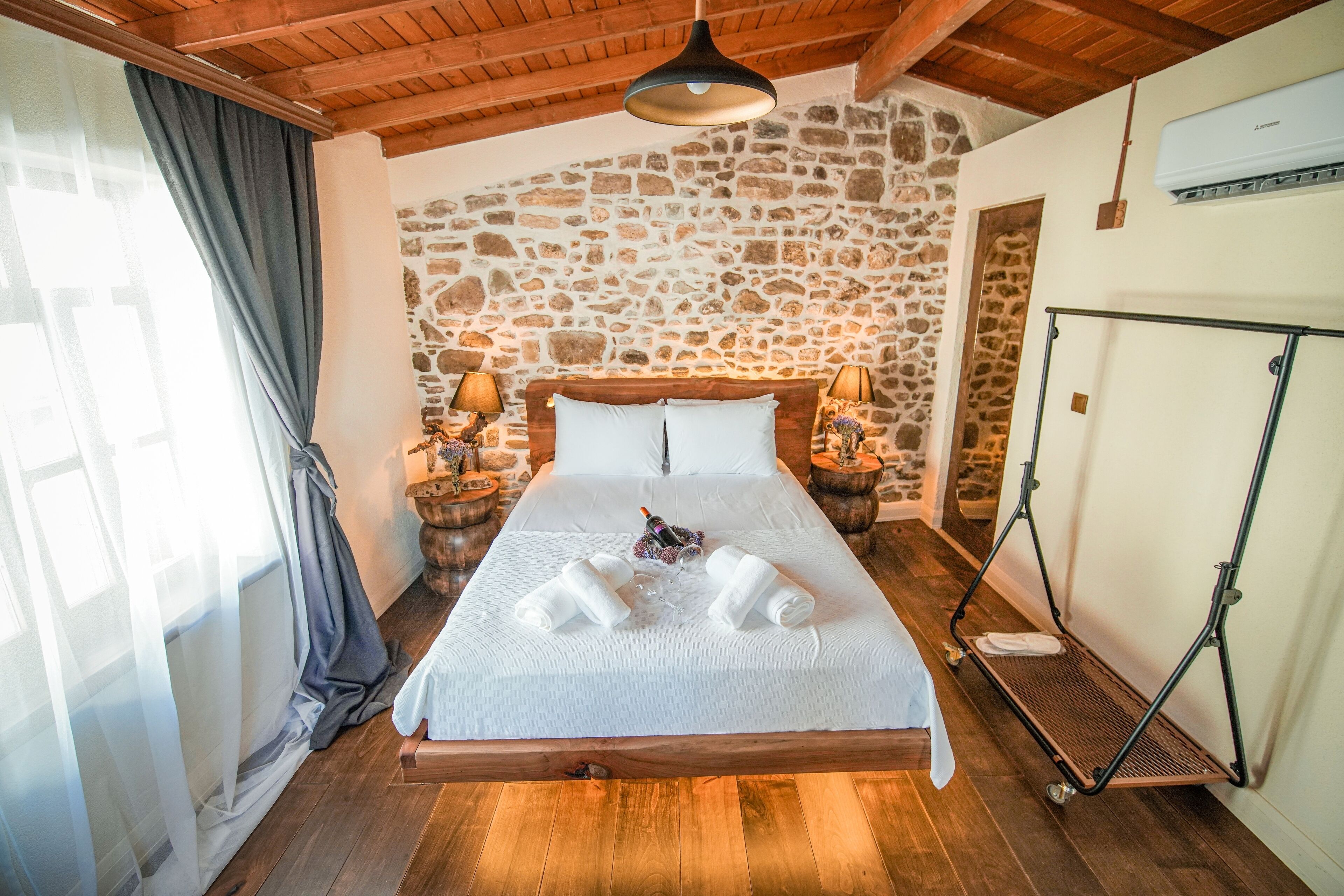 Irinikos Otel