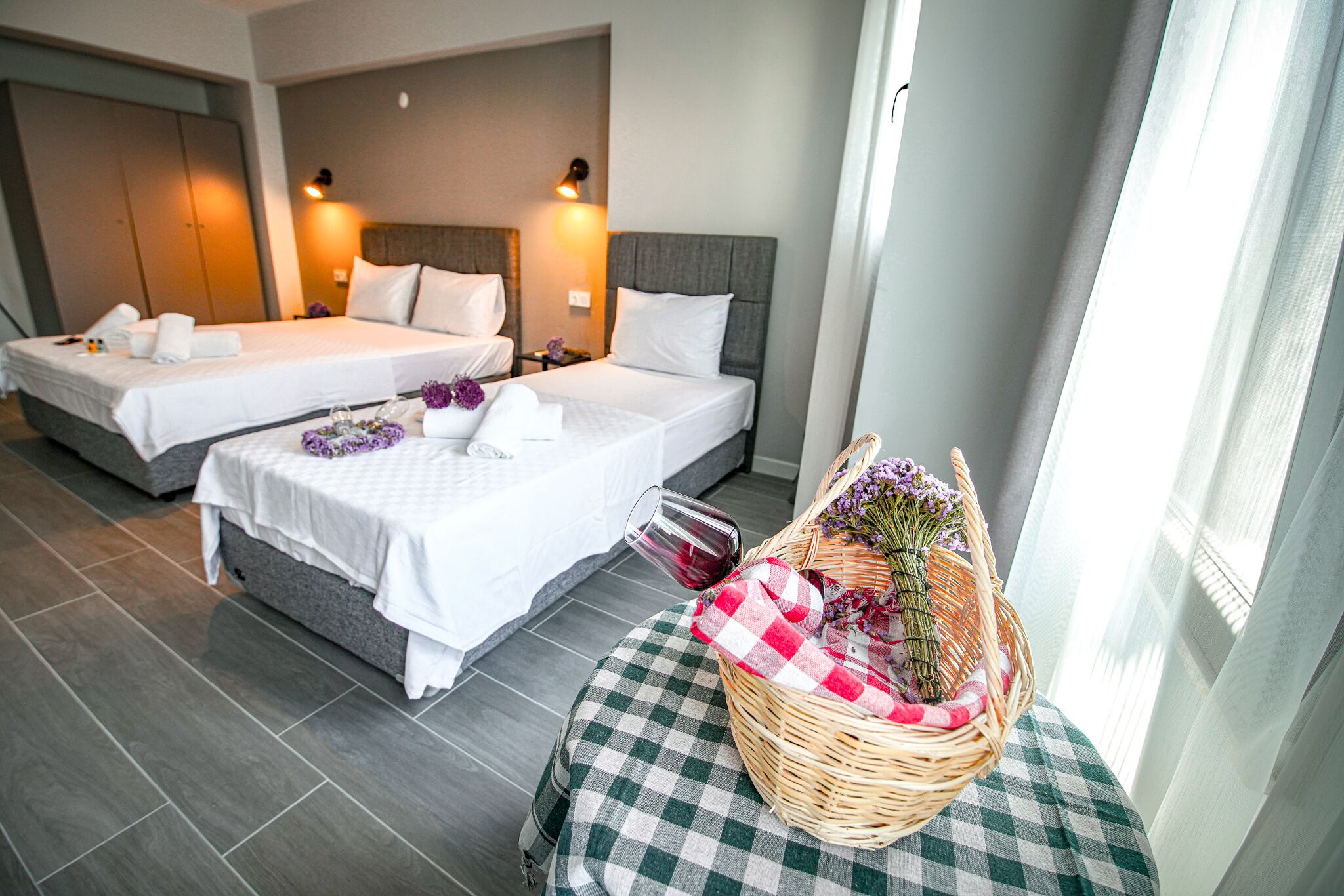 Irinikos Otel