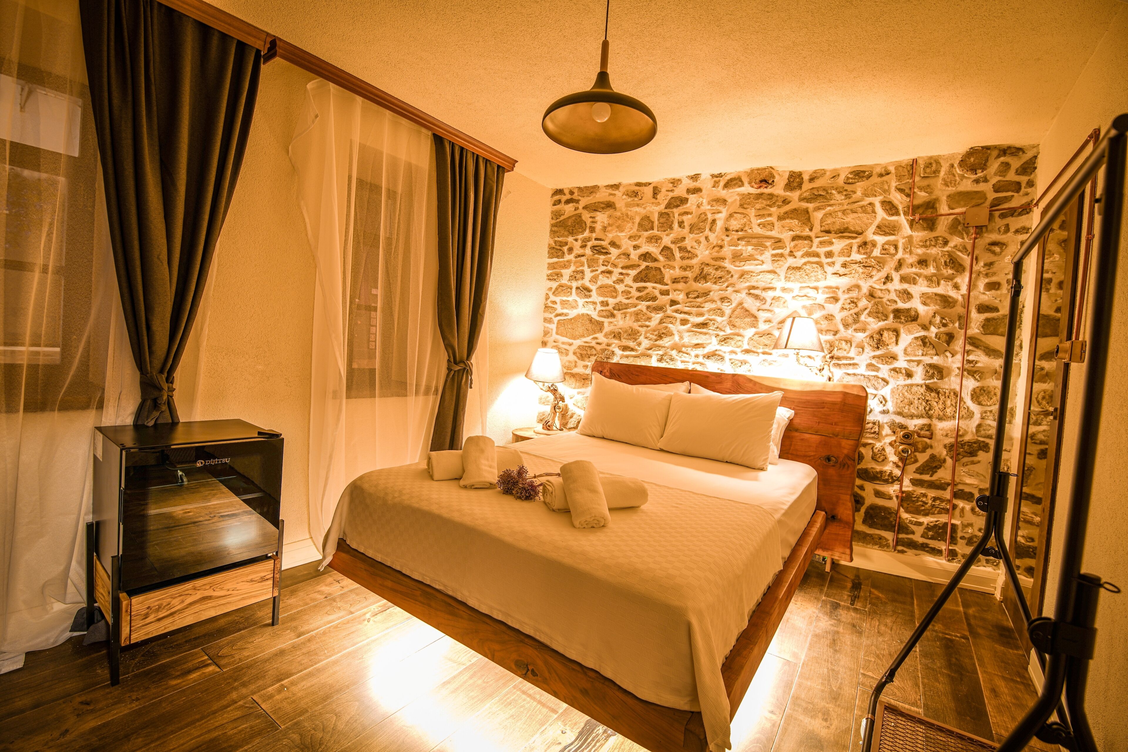 Irinikos Otel