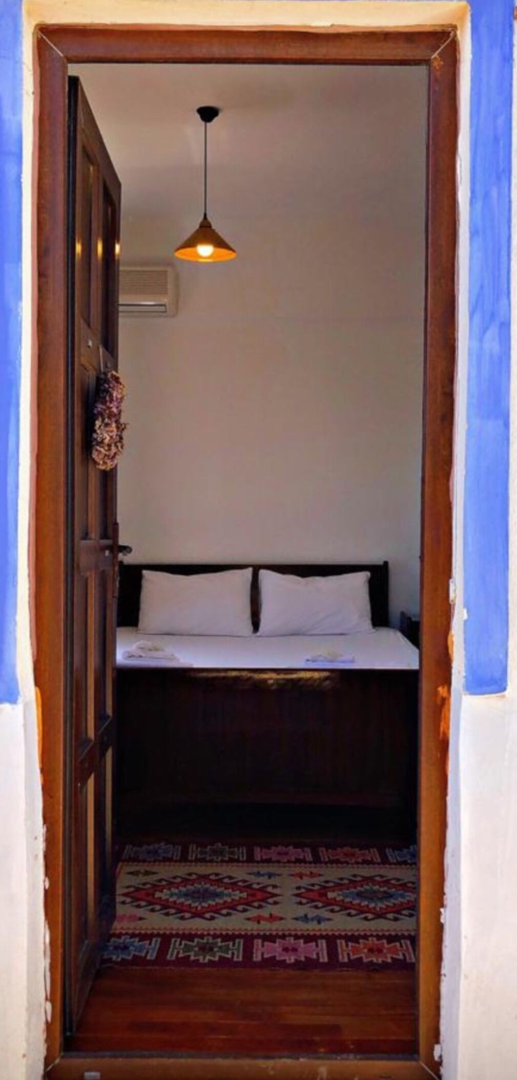 Tenedos Bag Evleri
