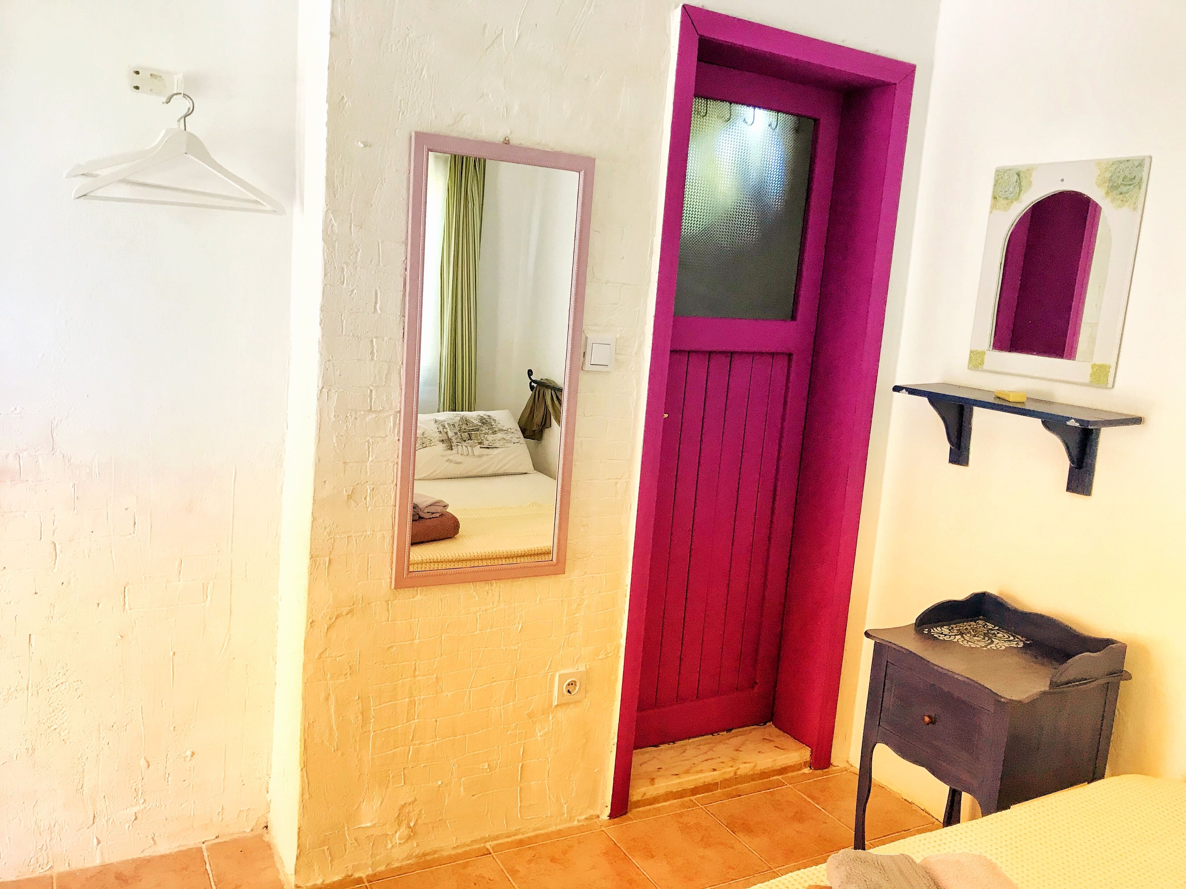 Tenedos Tatil Odalari