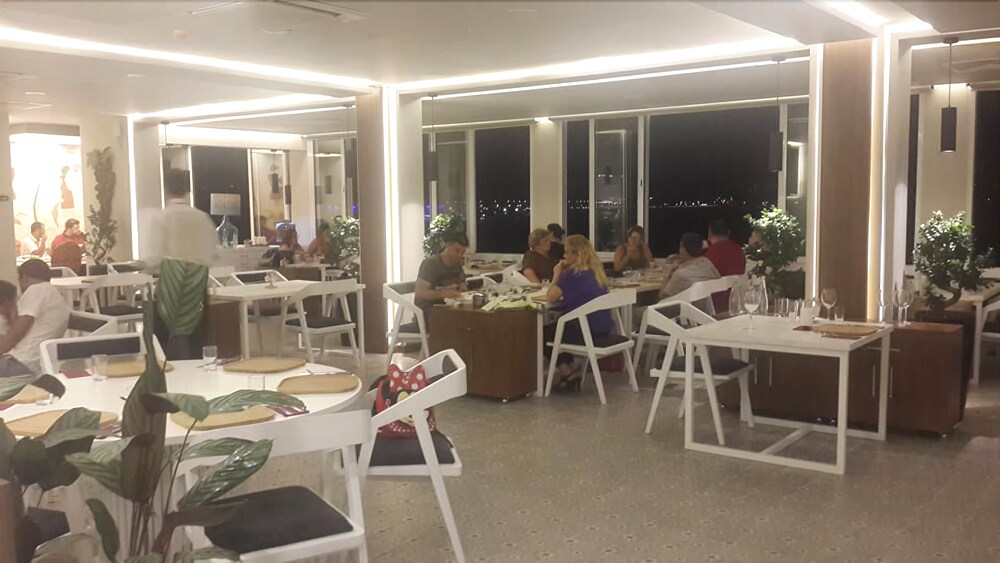 Karakas Hotel
