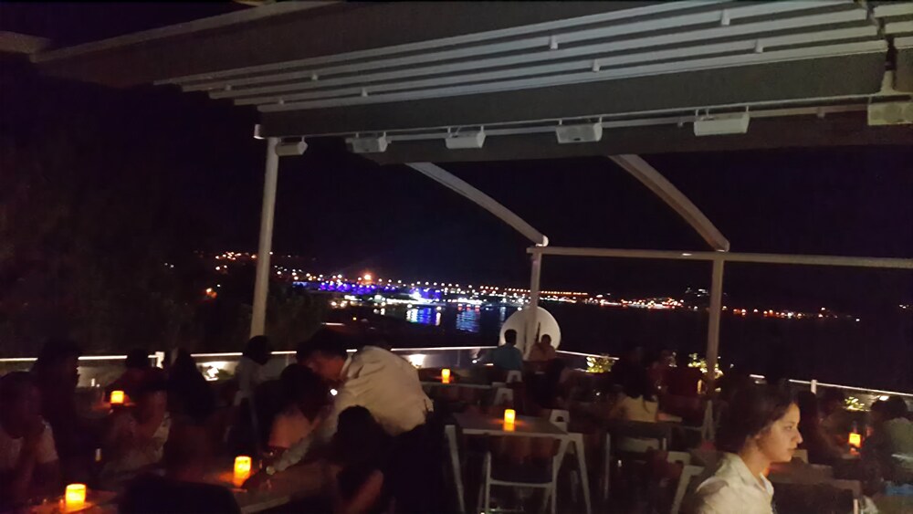 Karakas Hotel