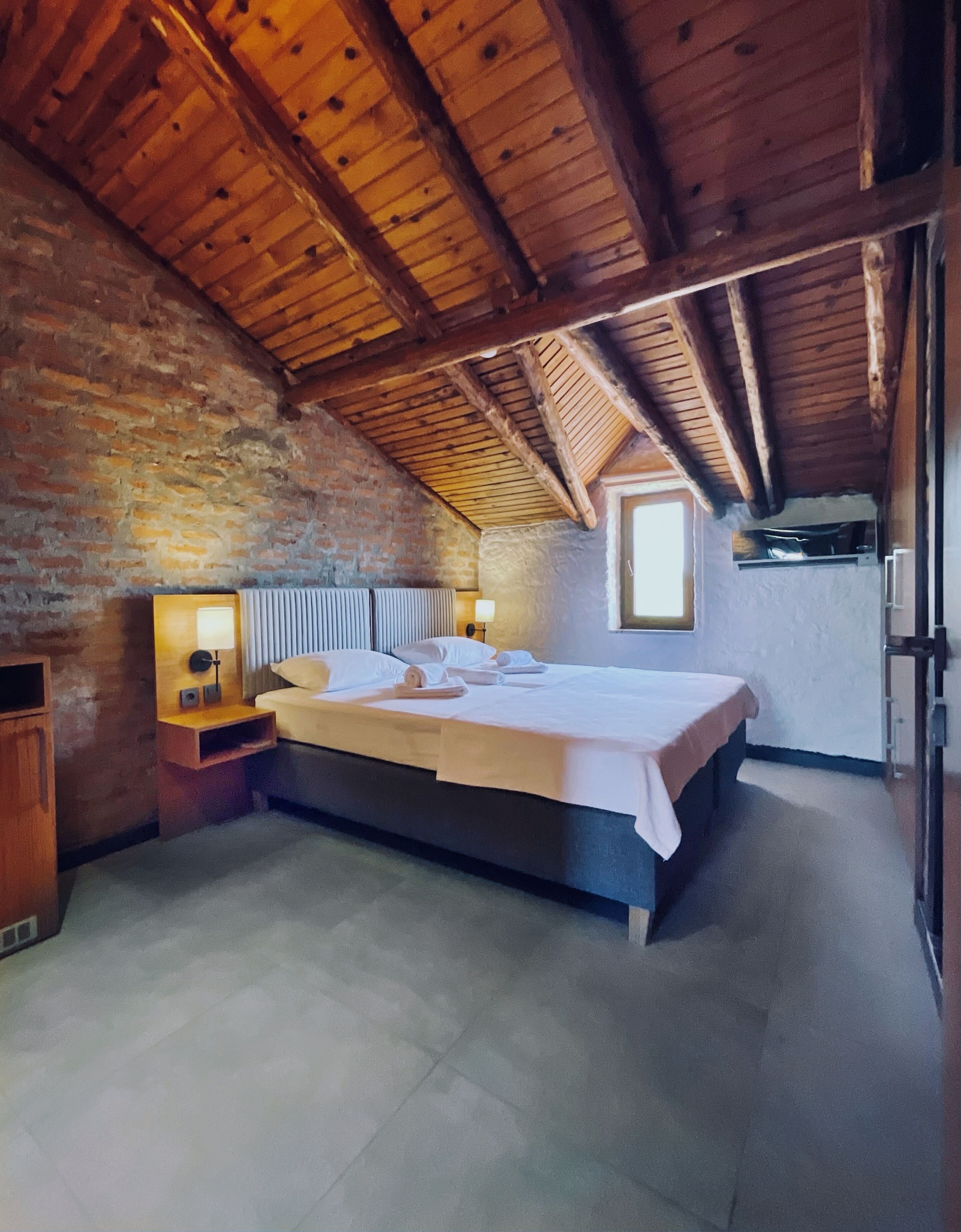 Assos Ada Otel