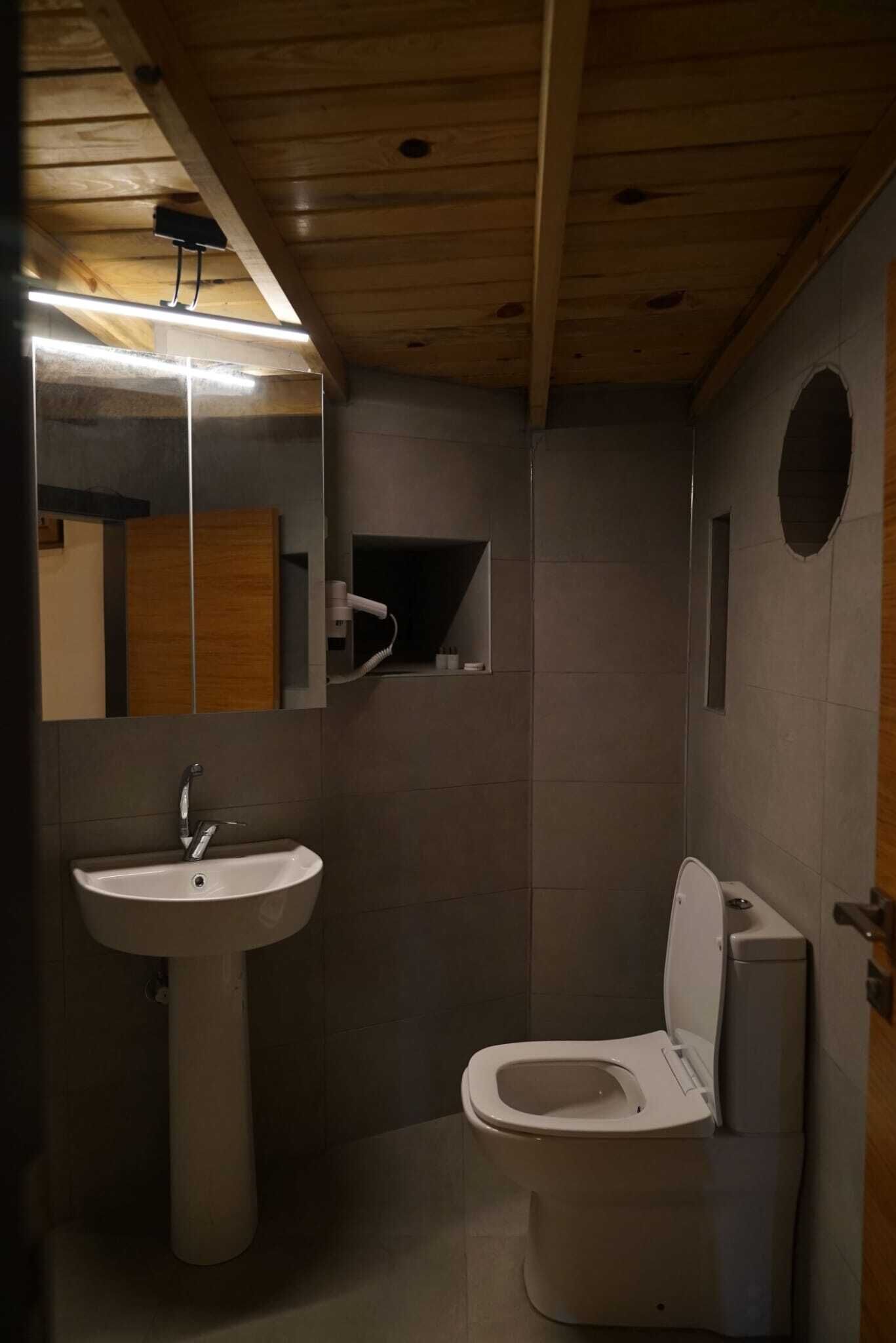 Assos Ada Otel