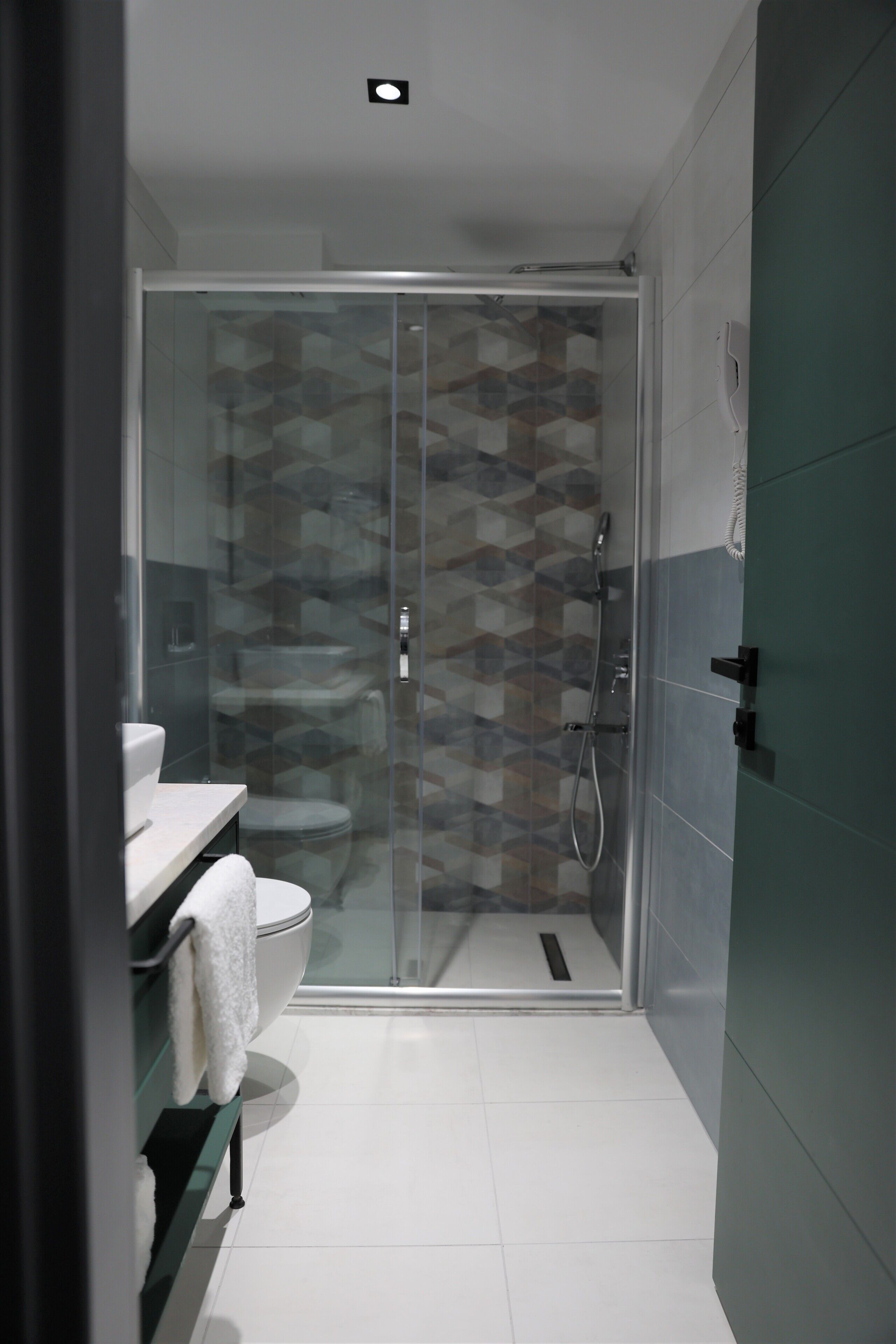 Aybek Ratio Hotel