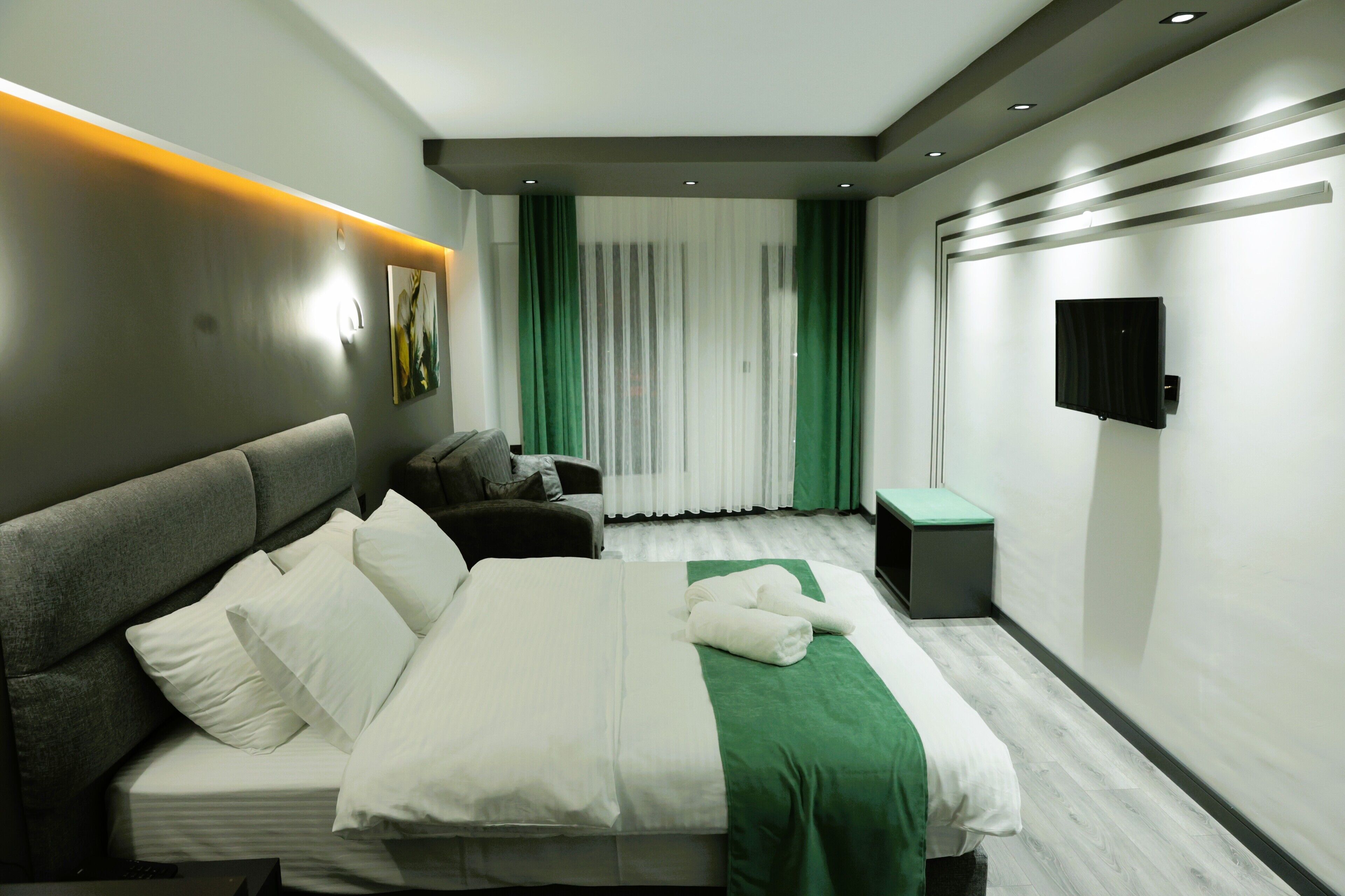 Aybek Ratio Hotel