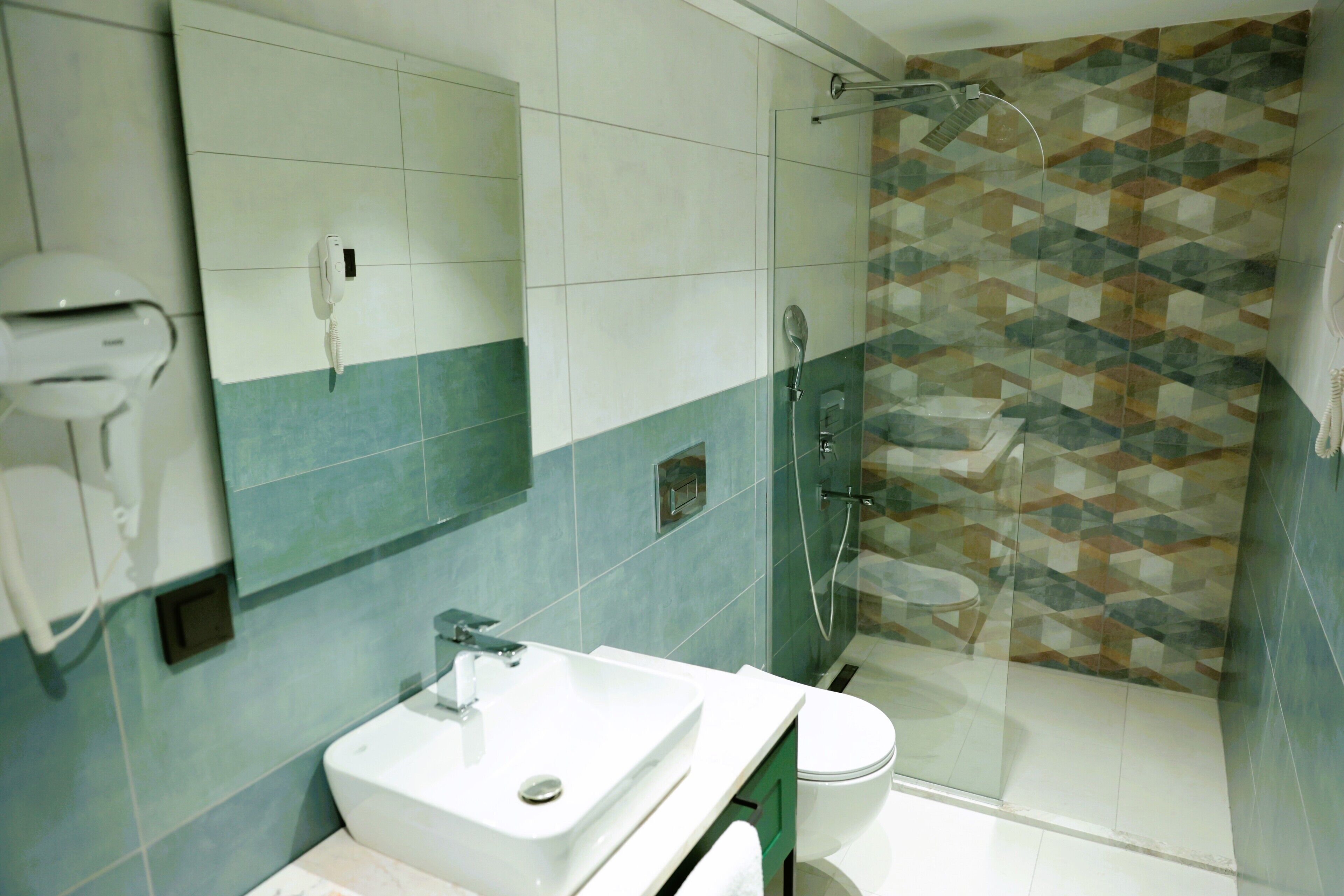 Aybek Ratio Hotel