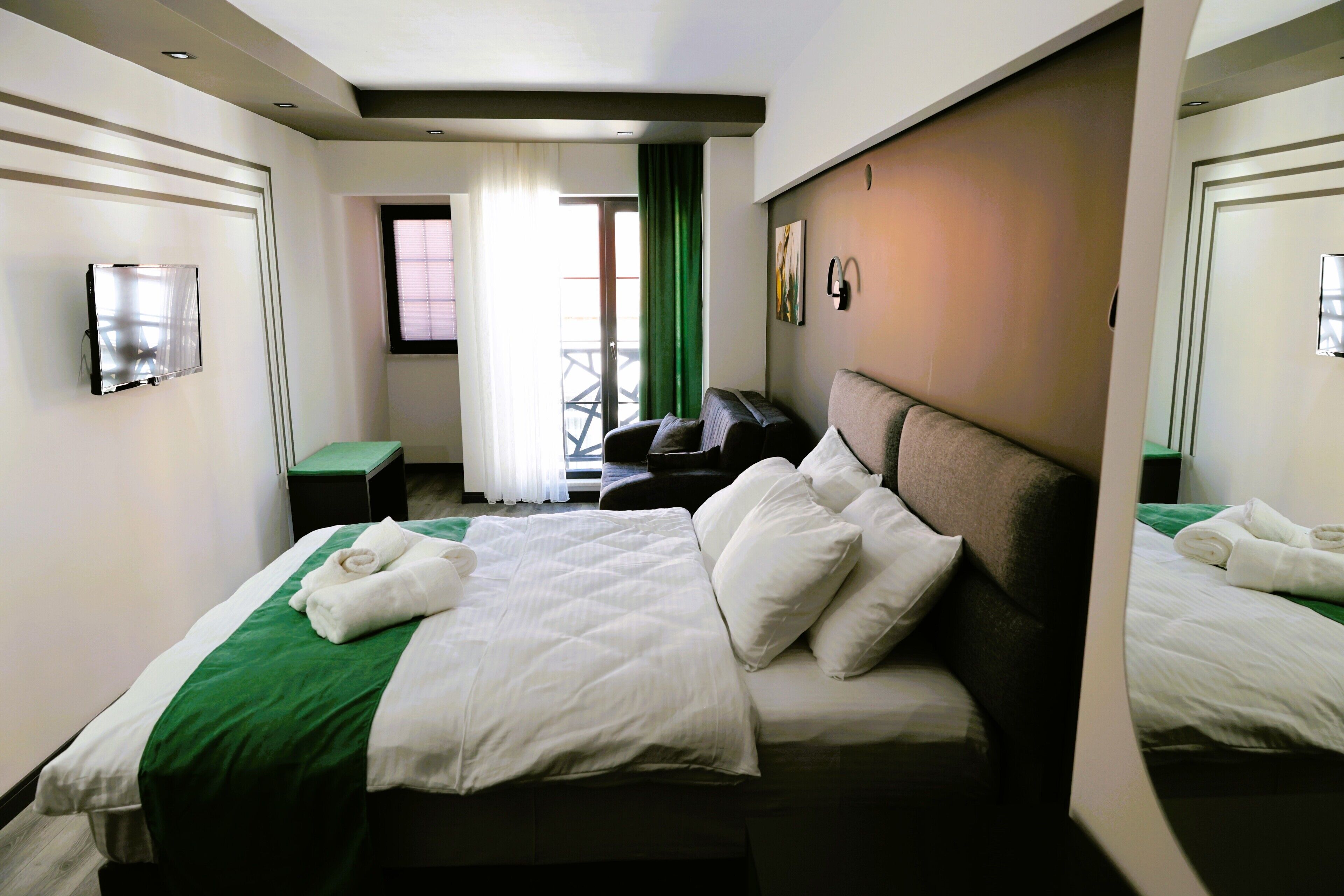 Aybek Ratio Hotel