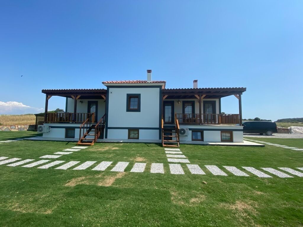 Tinos Otel & Bag Evi