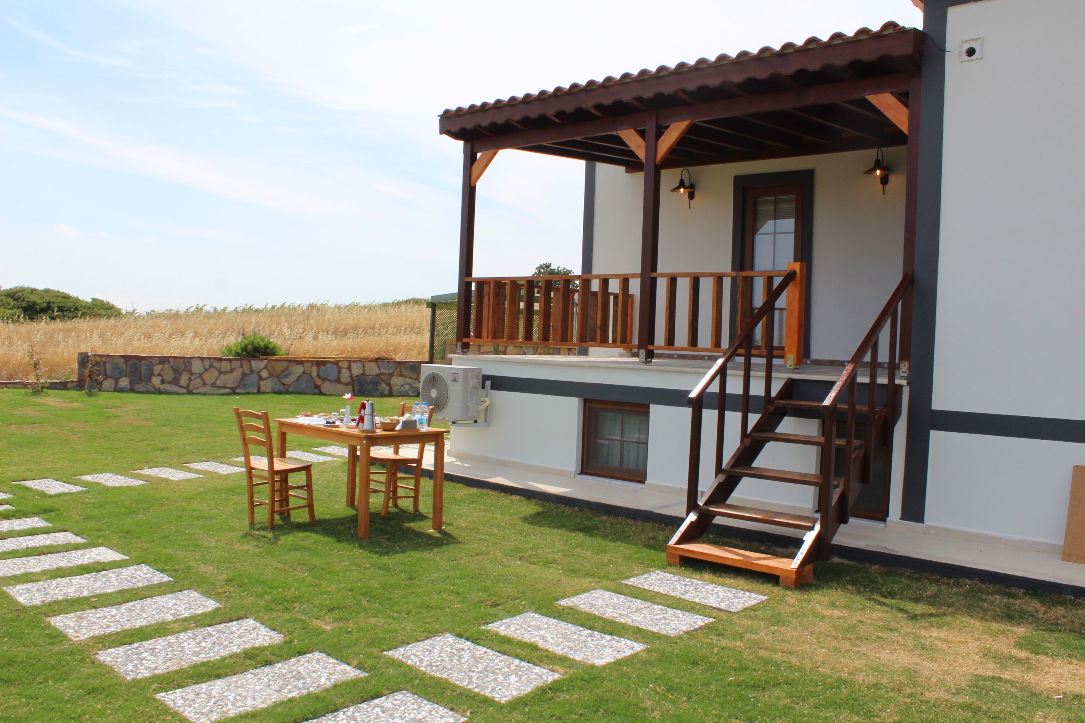 Tinos Otel & Bag Evi