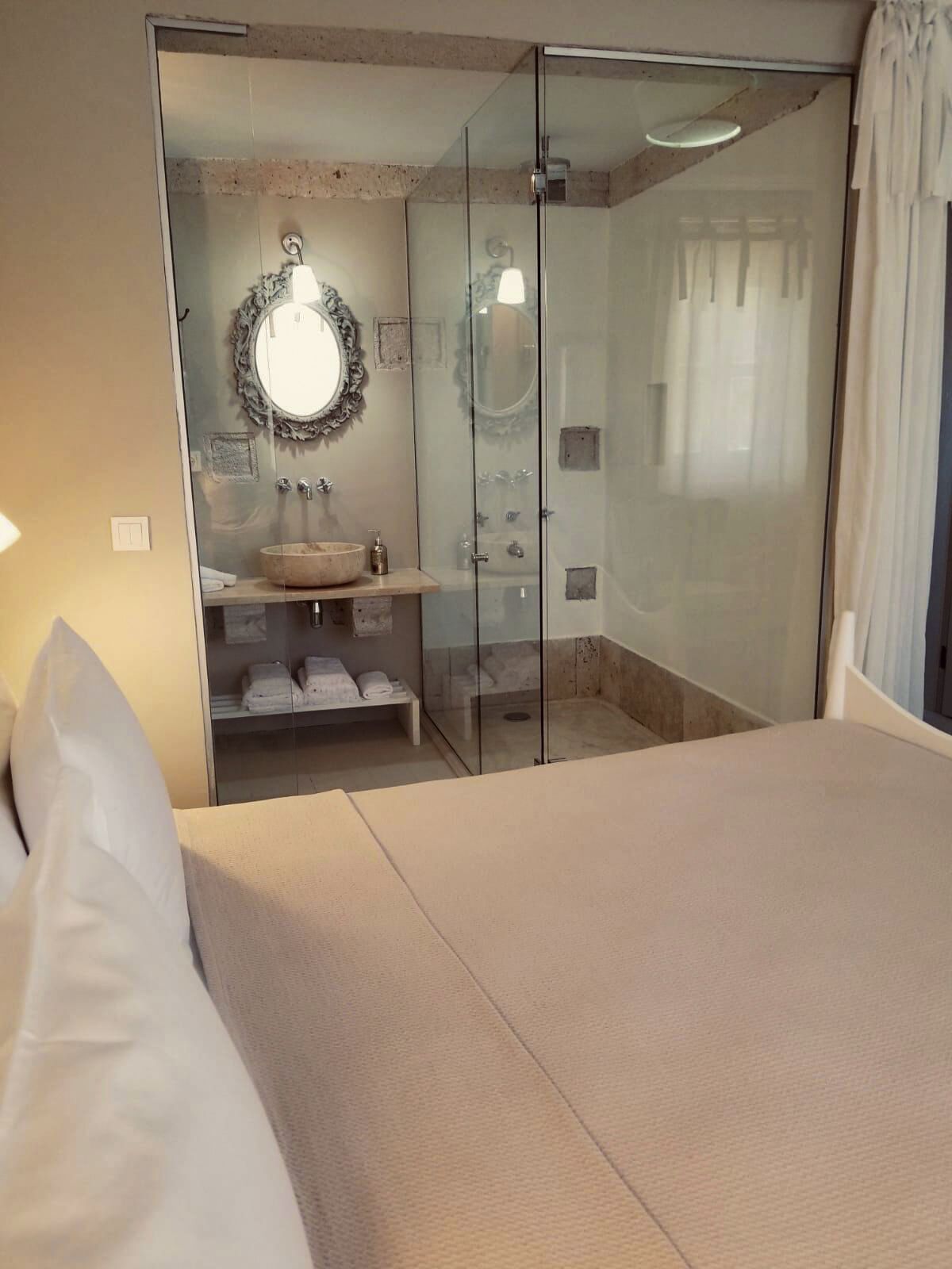 128A Hotel