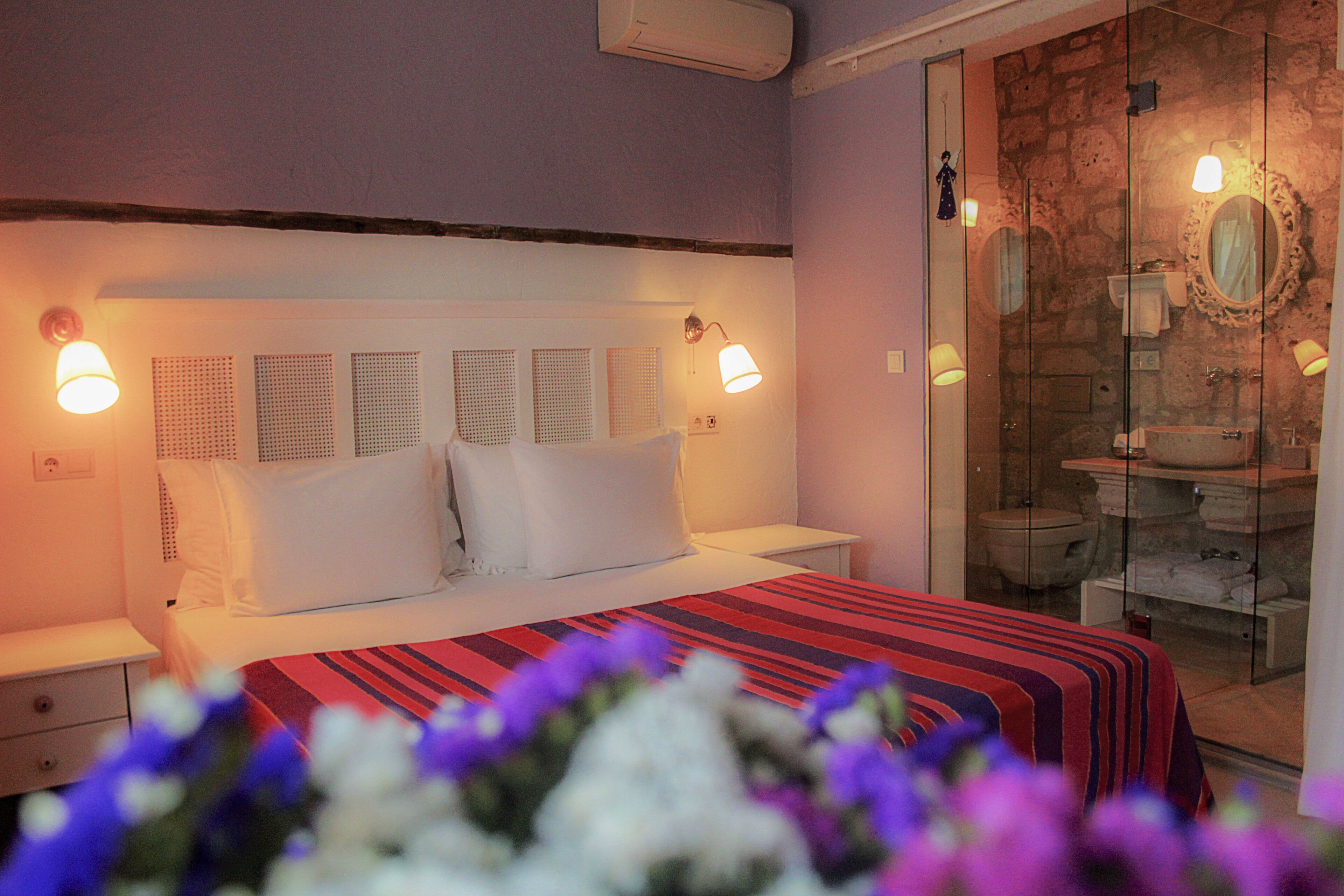 128A Hotel