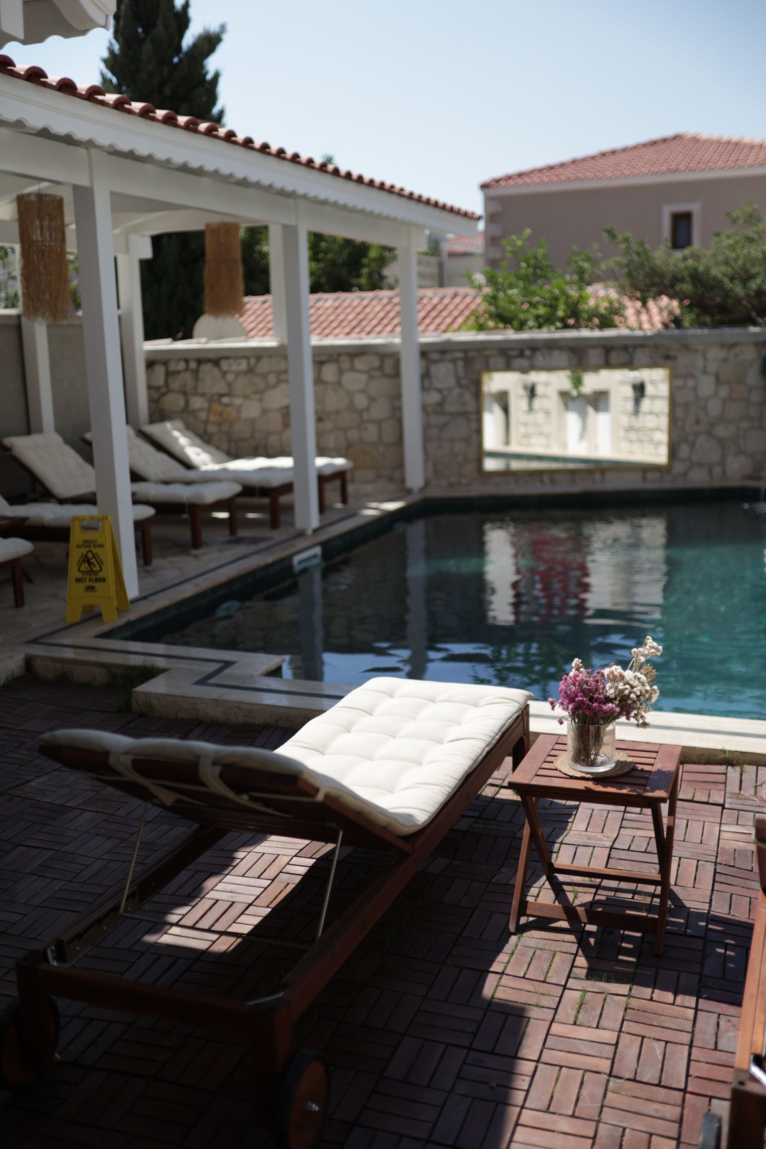 Alacati Otel Lalasa