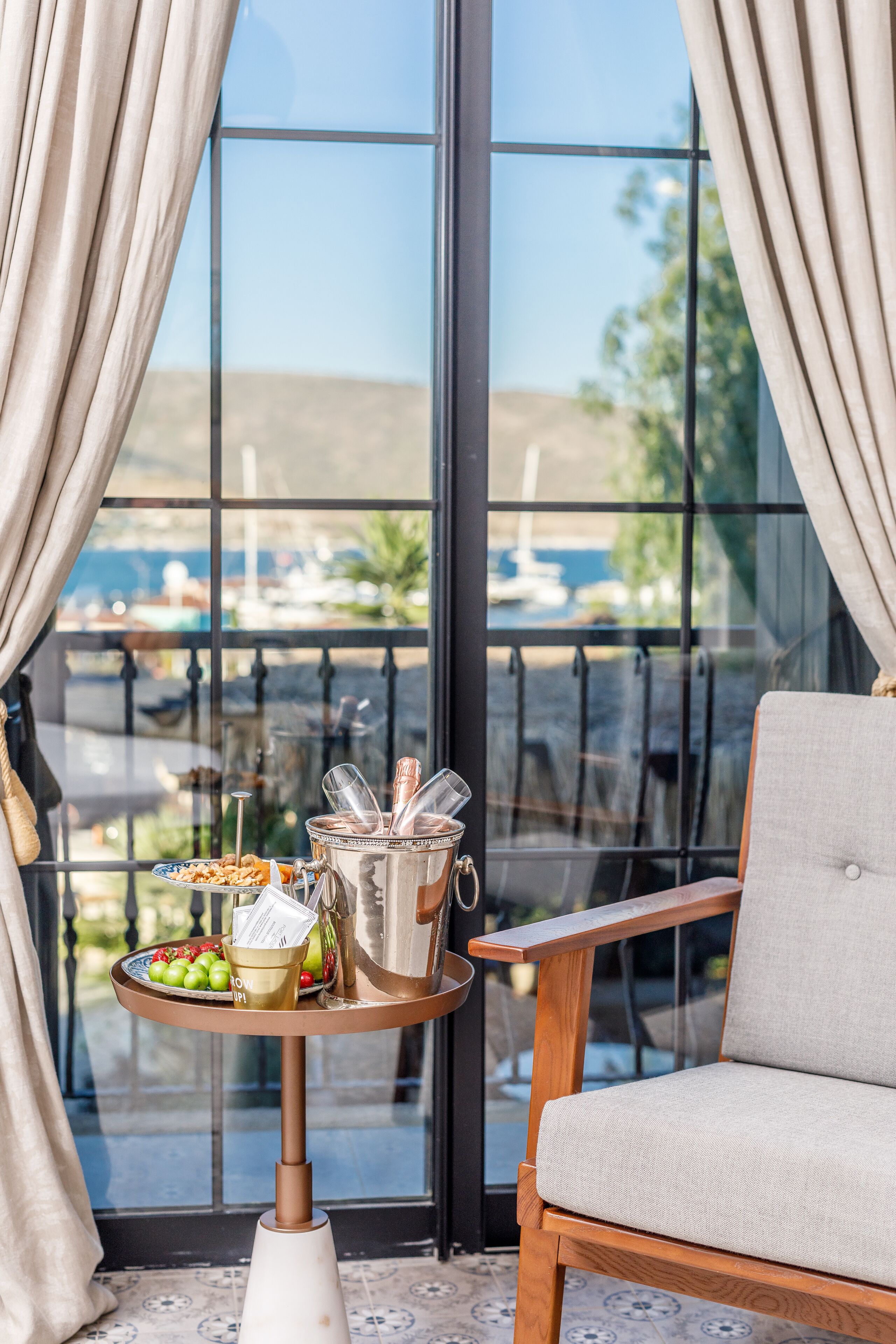 Alacatl Port Ladera Hotel