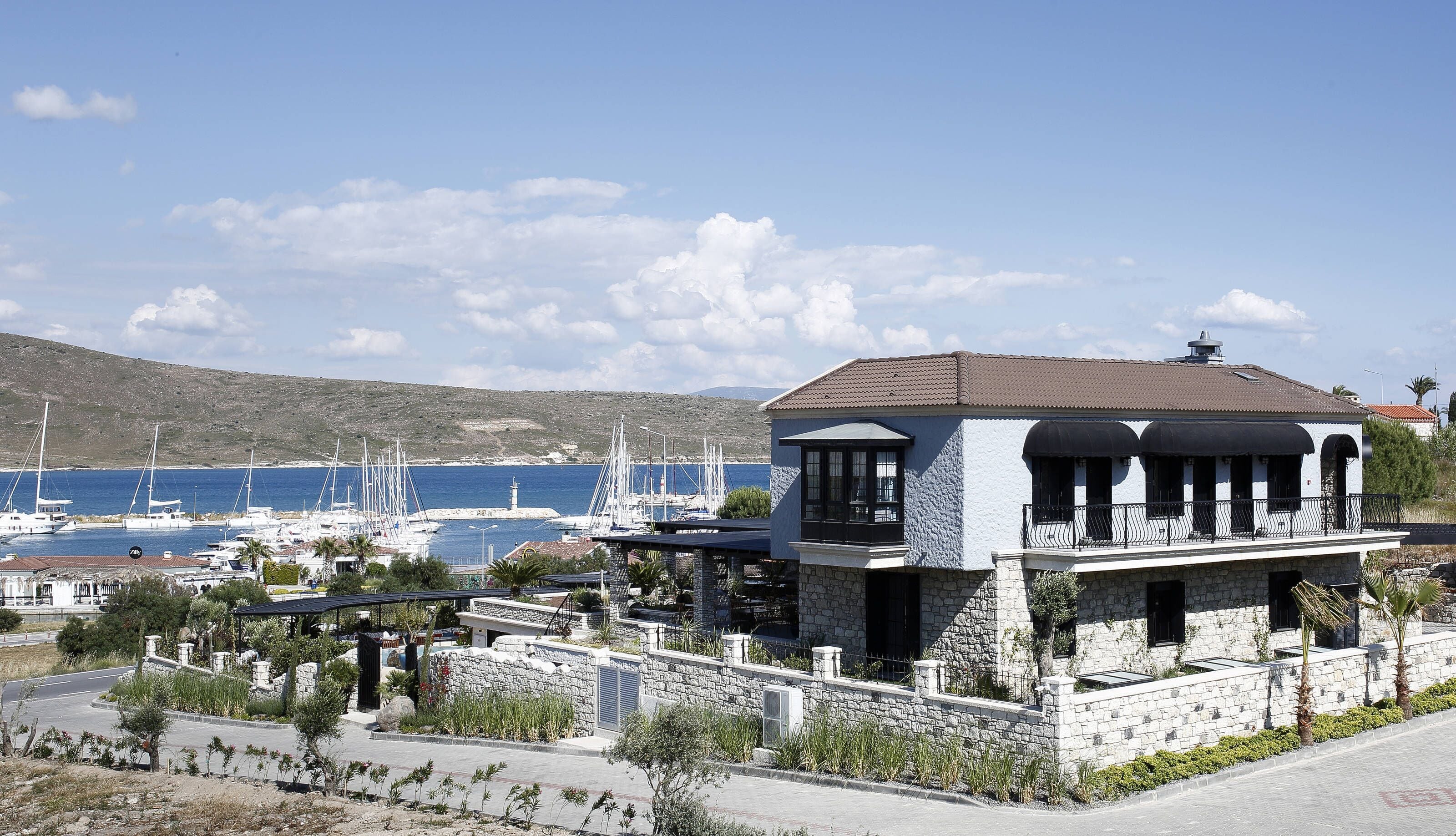 Alacatl Port Ladera Hotel