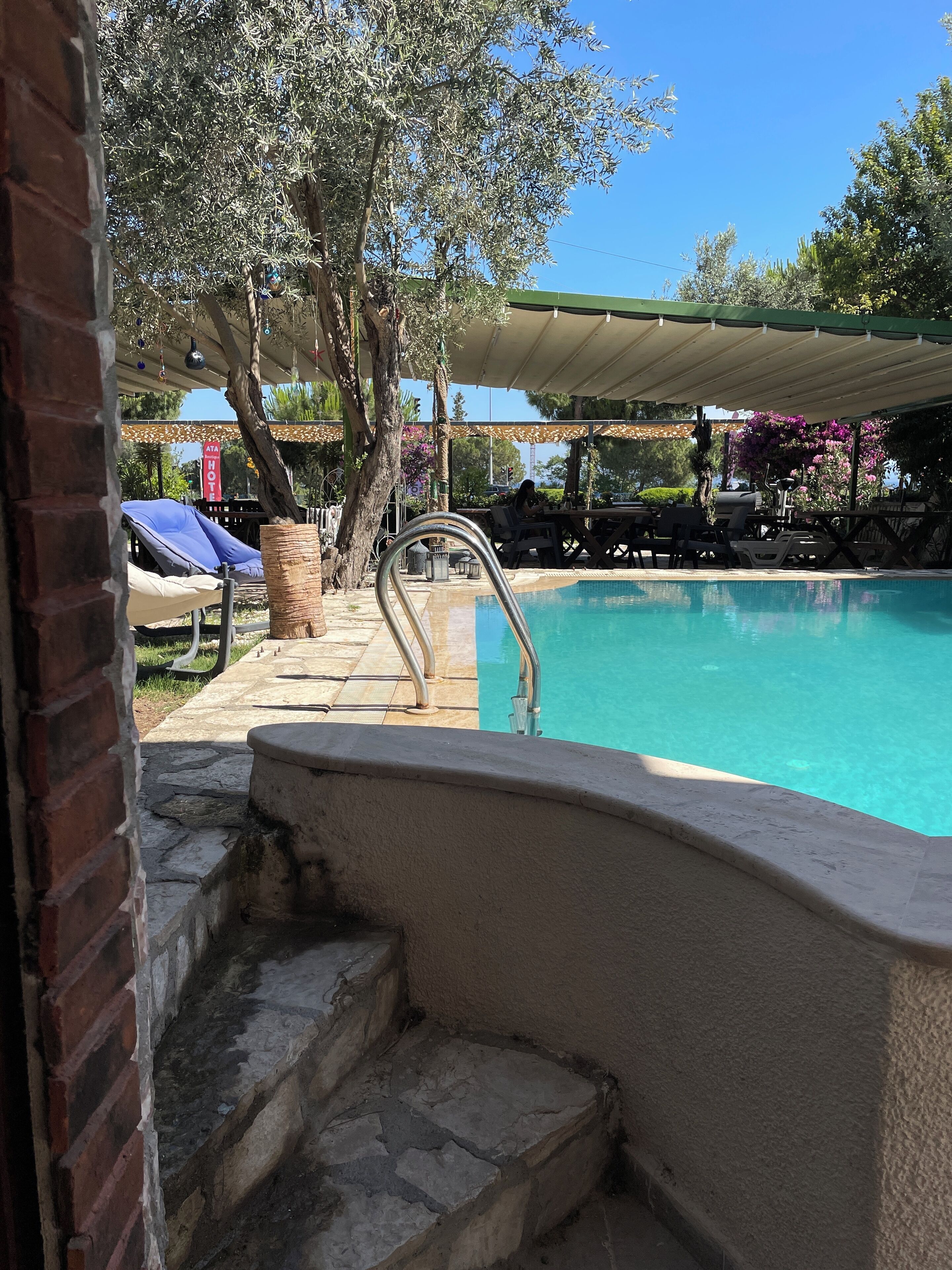 Ata Boutique Hotel
