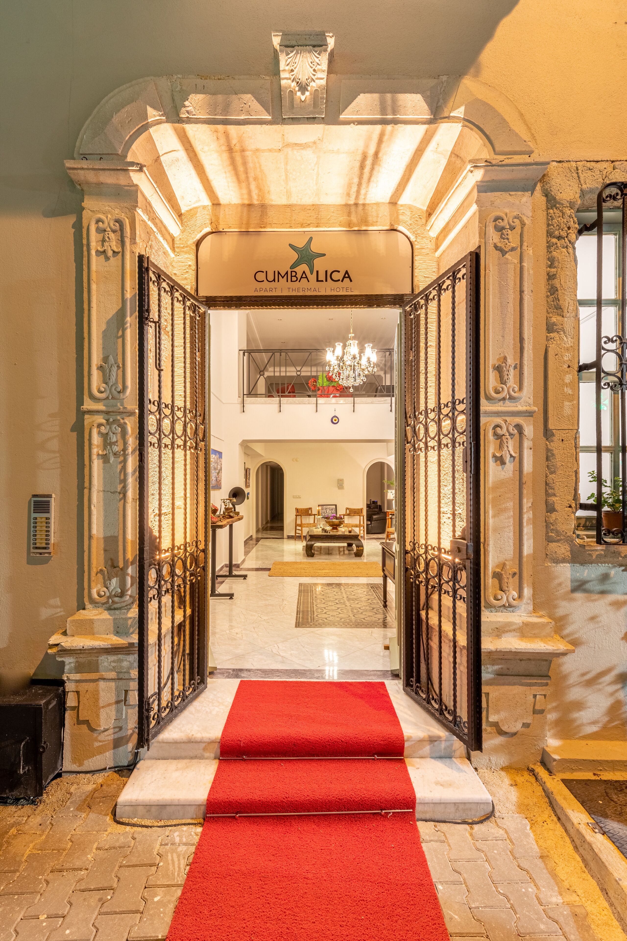 Cumbalica Hotel