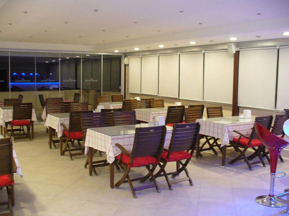 Eleven Hotel