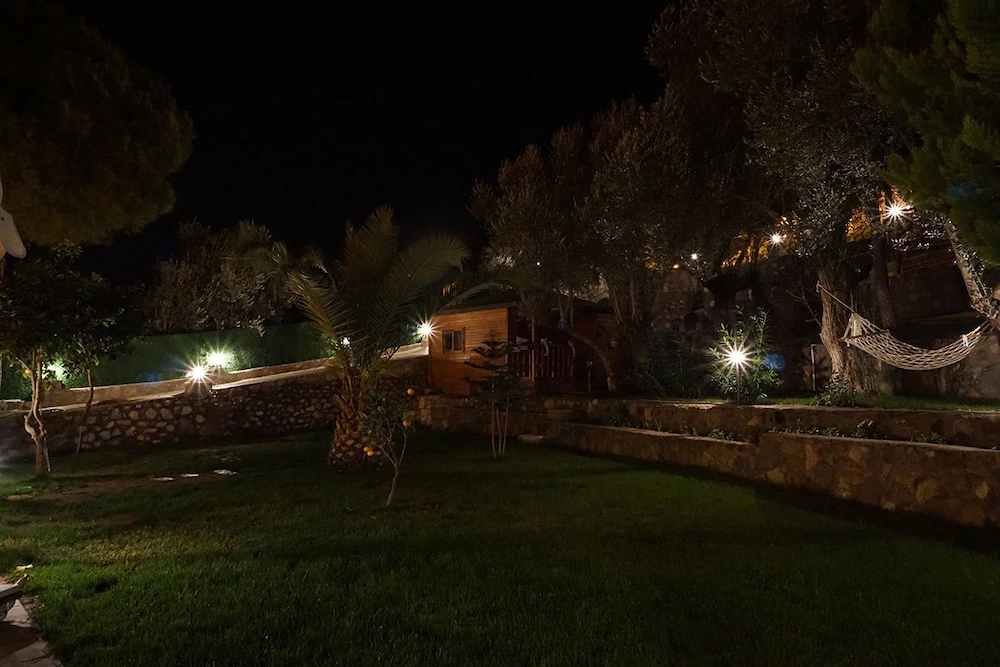 Erythros Boutique Hotel