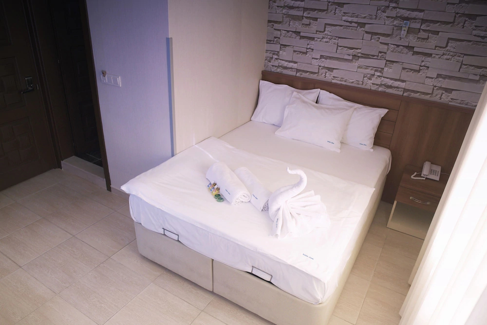 Golden Stone Hotel